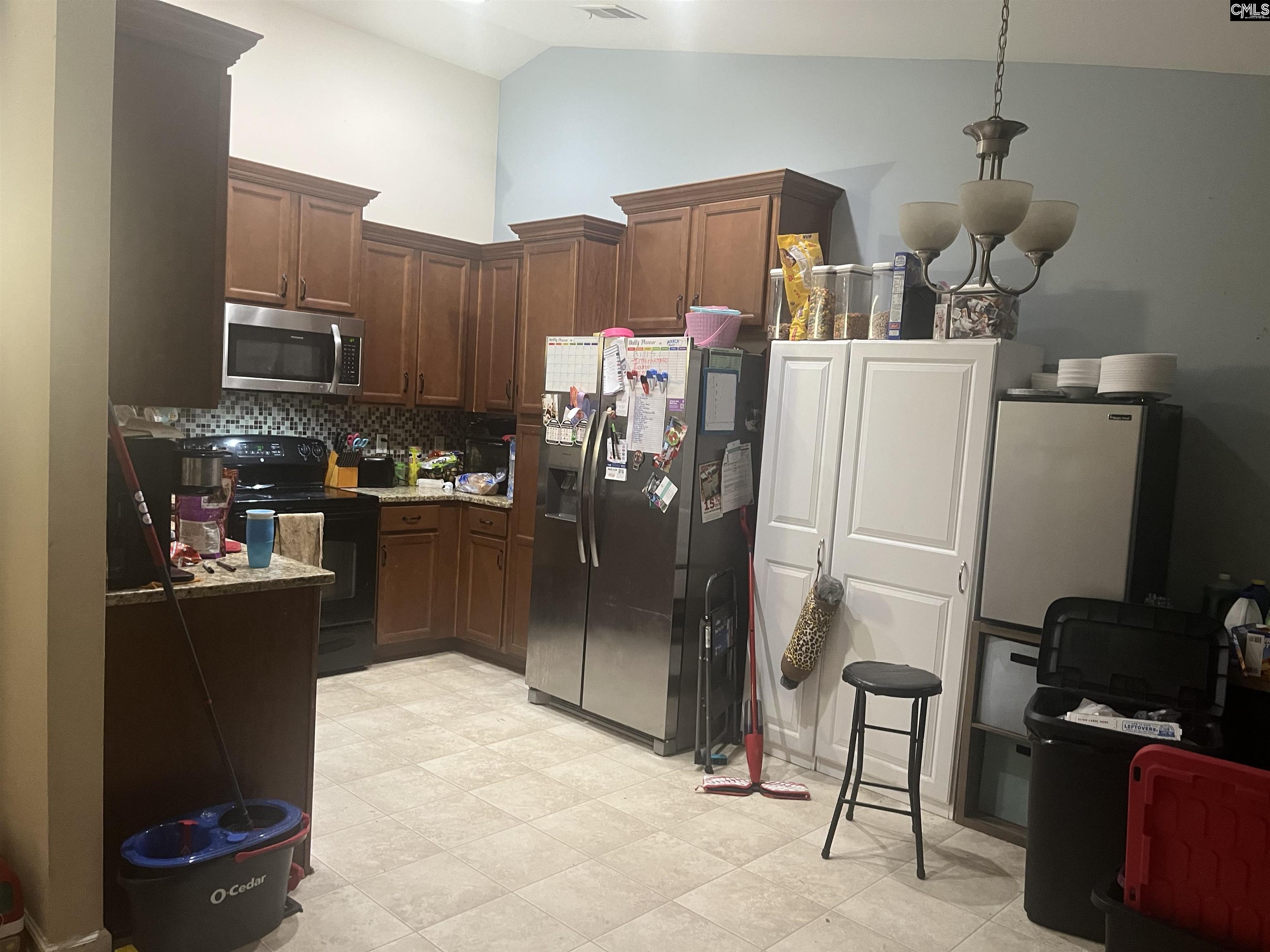 140 Castlefield Drive Lexington, SC 29073
