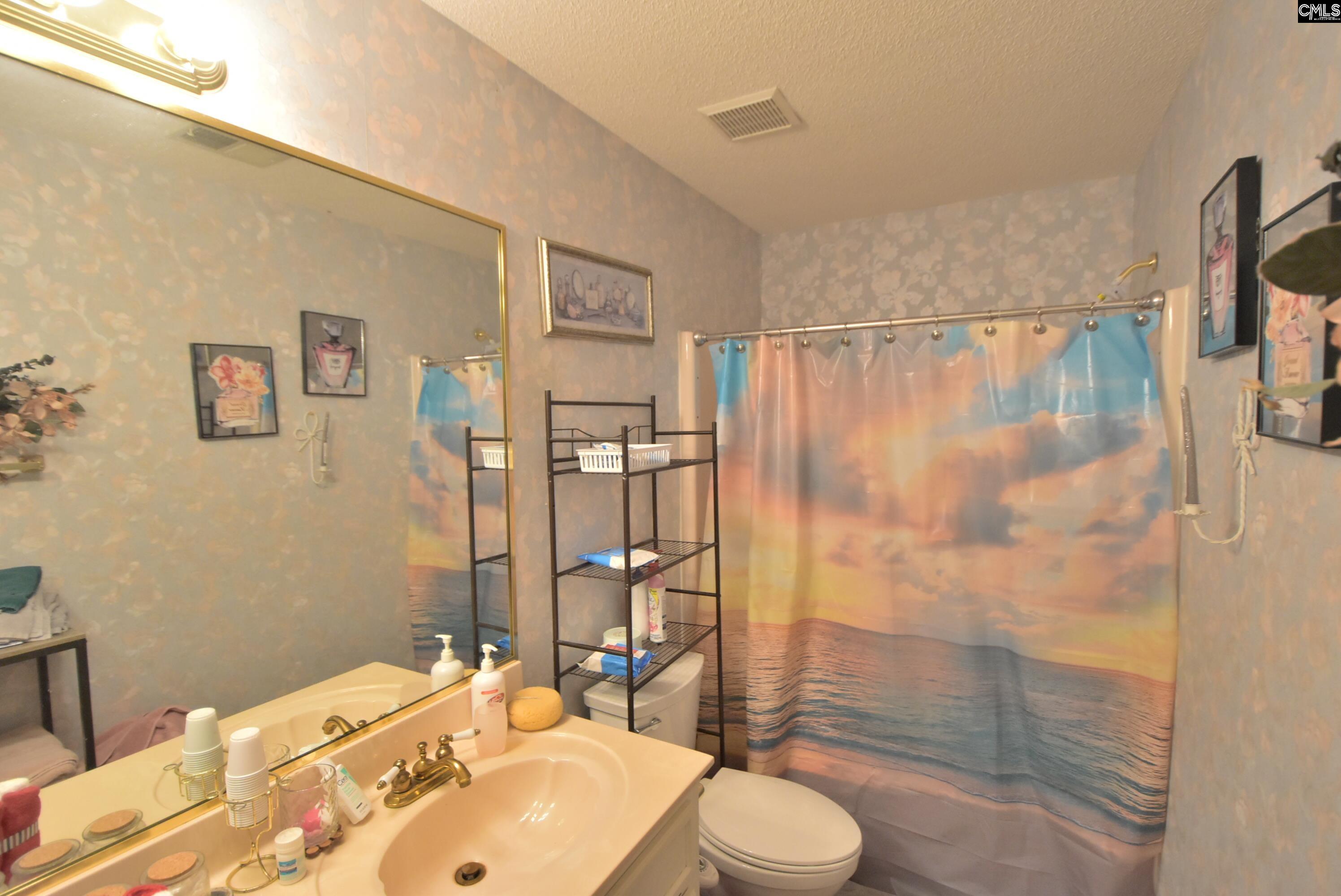 1377 Camping Road Gilbert, SC 29054