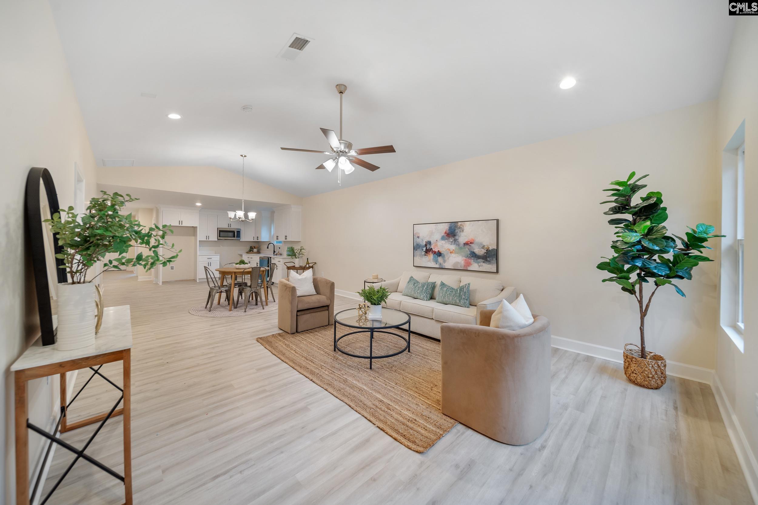 1758 Baughman Road Lugoff, SC 29078