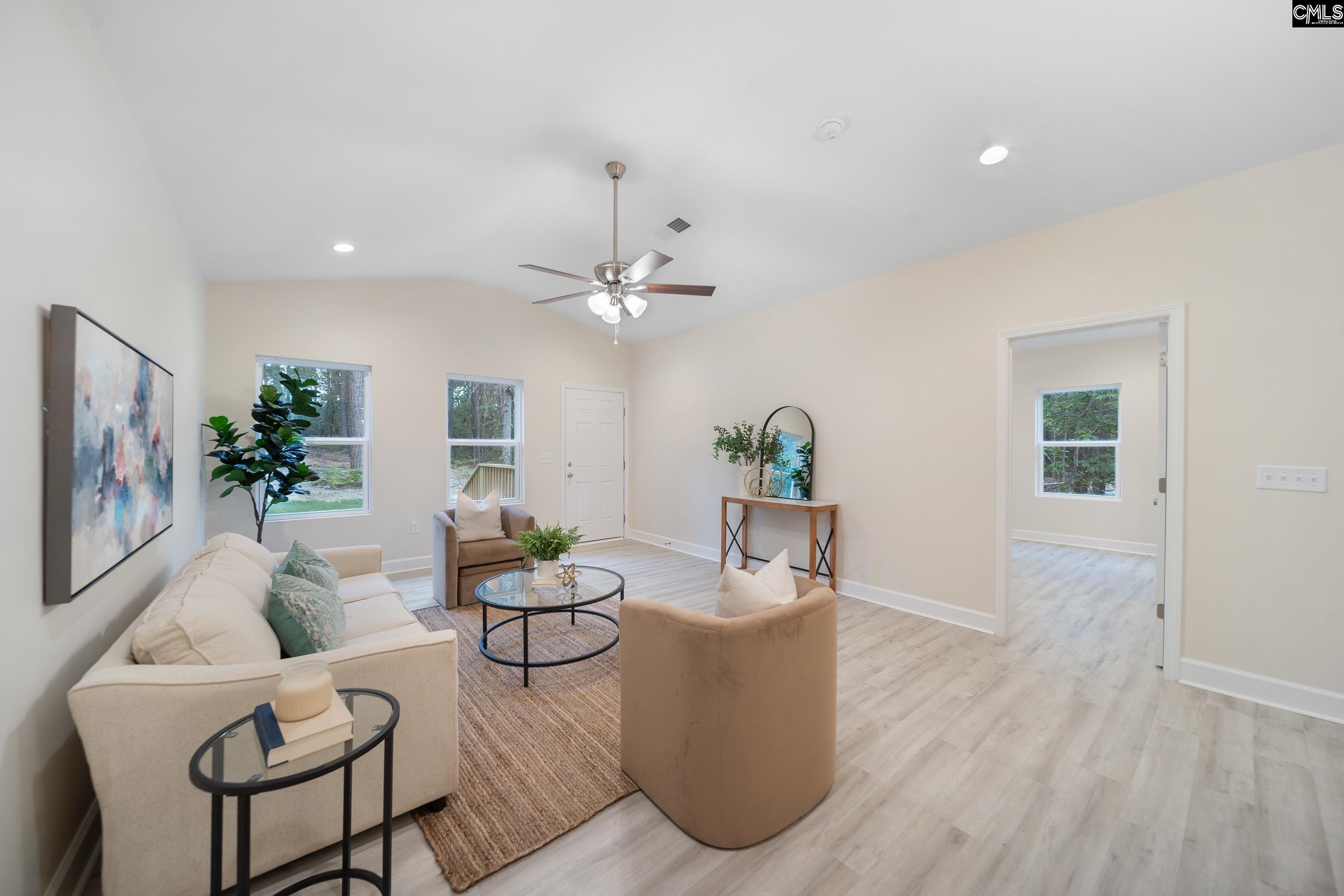 1758 Baughman Road Lugoff, SC 29078