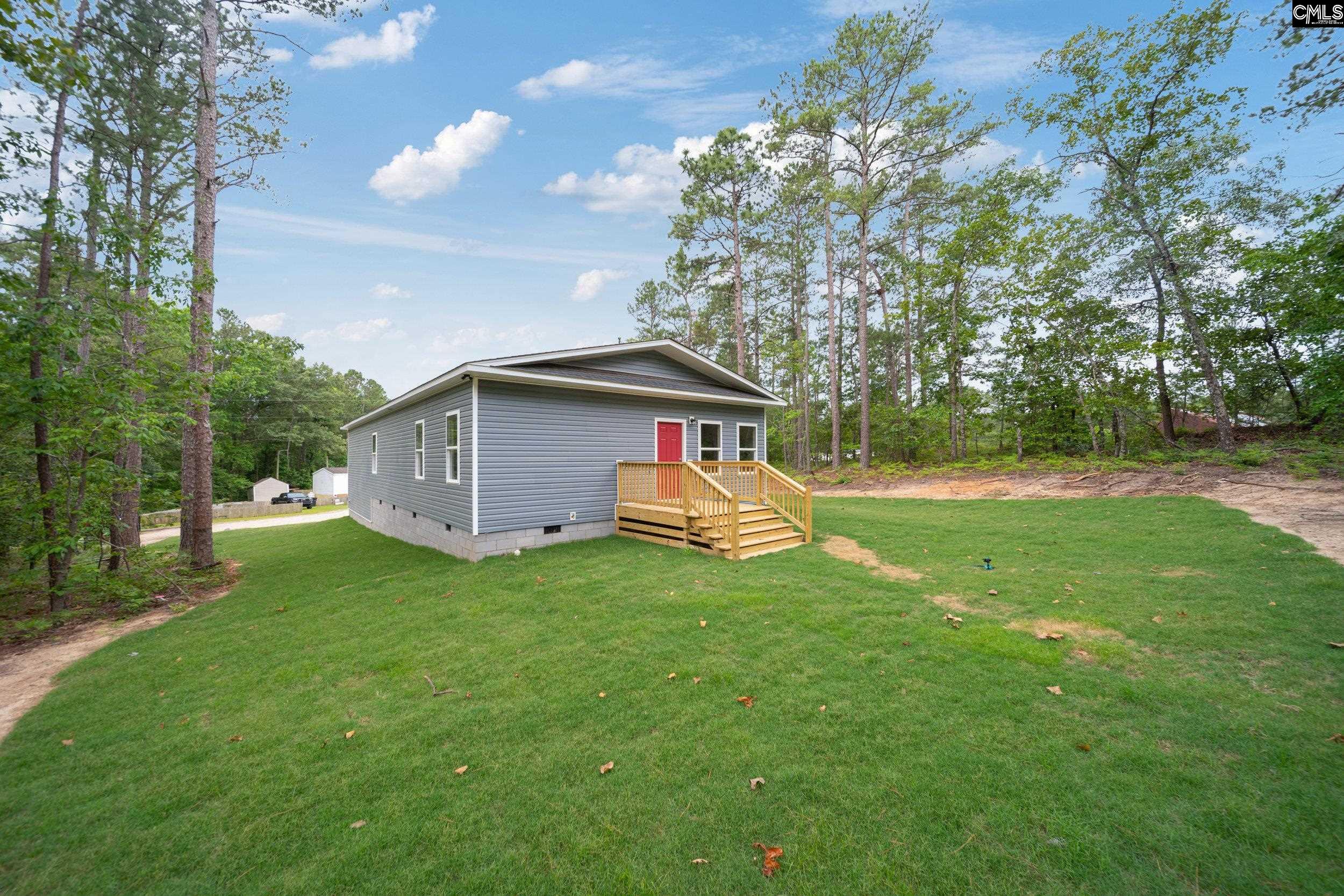 1758 Baughman Road Lugoff, SC 29078