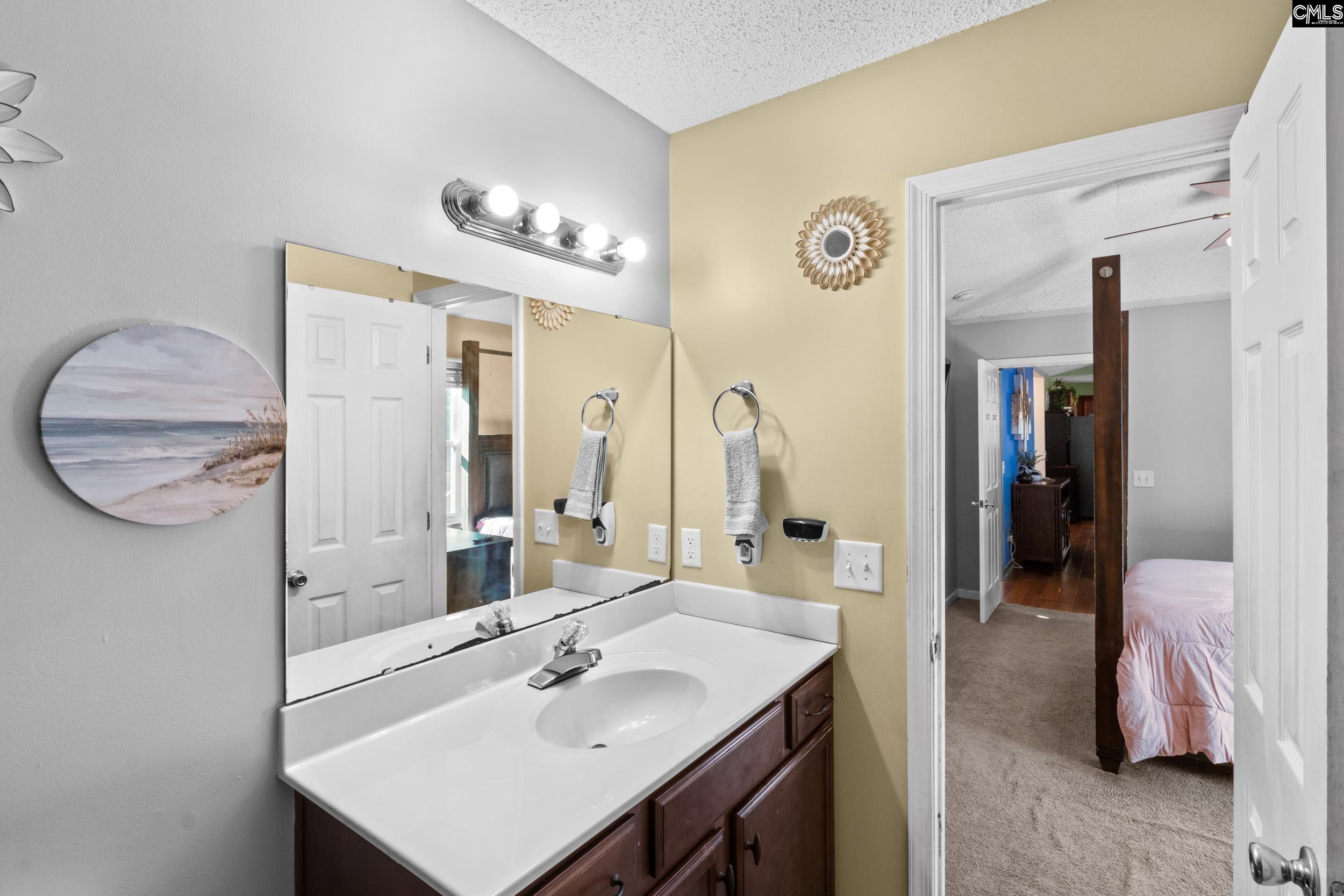 103 Woodbury Drive Winnsboro, SC 29180-9307