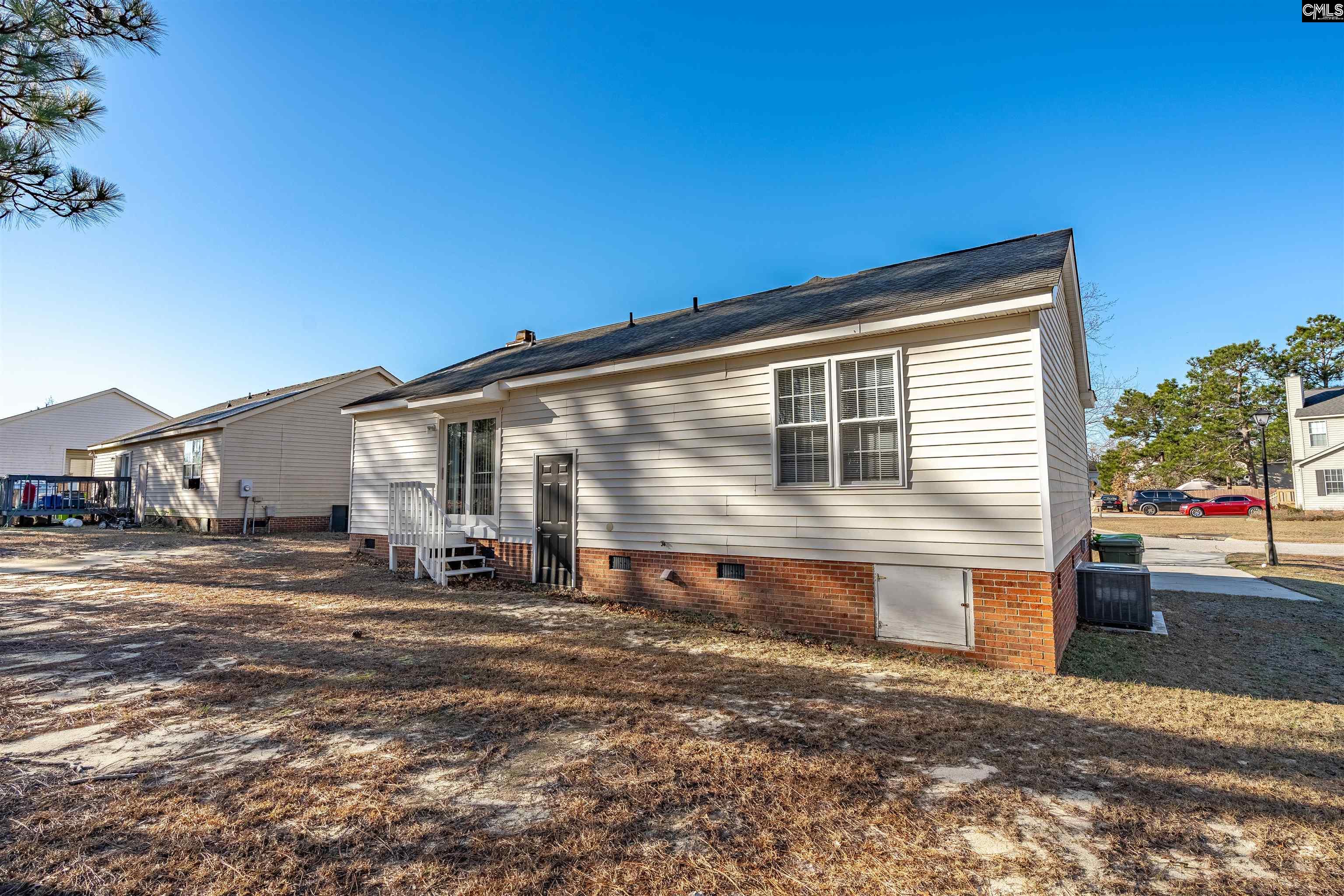 424 N. Crossing Drive Columbia, SC 29229