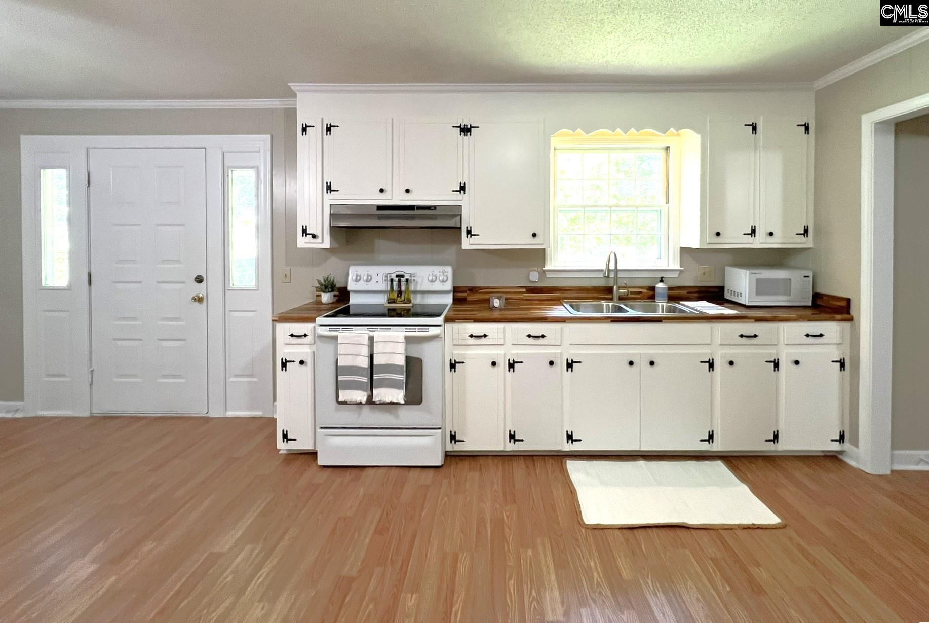 5802 McMillan Circle Columbia, SC 29212