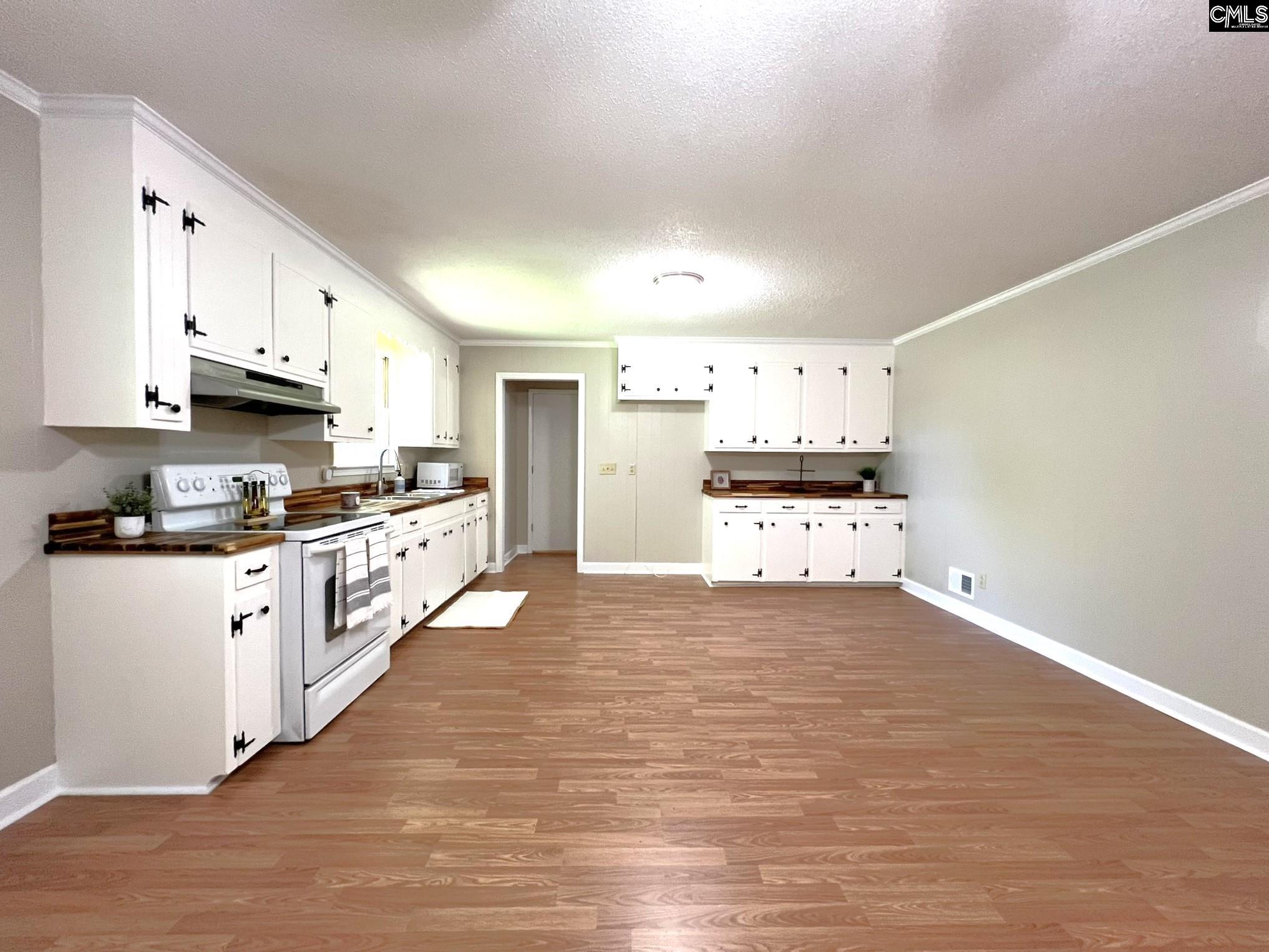 5802 McMillan Circle Columbia, SC 29212