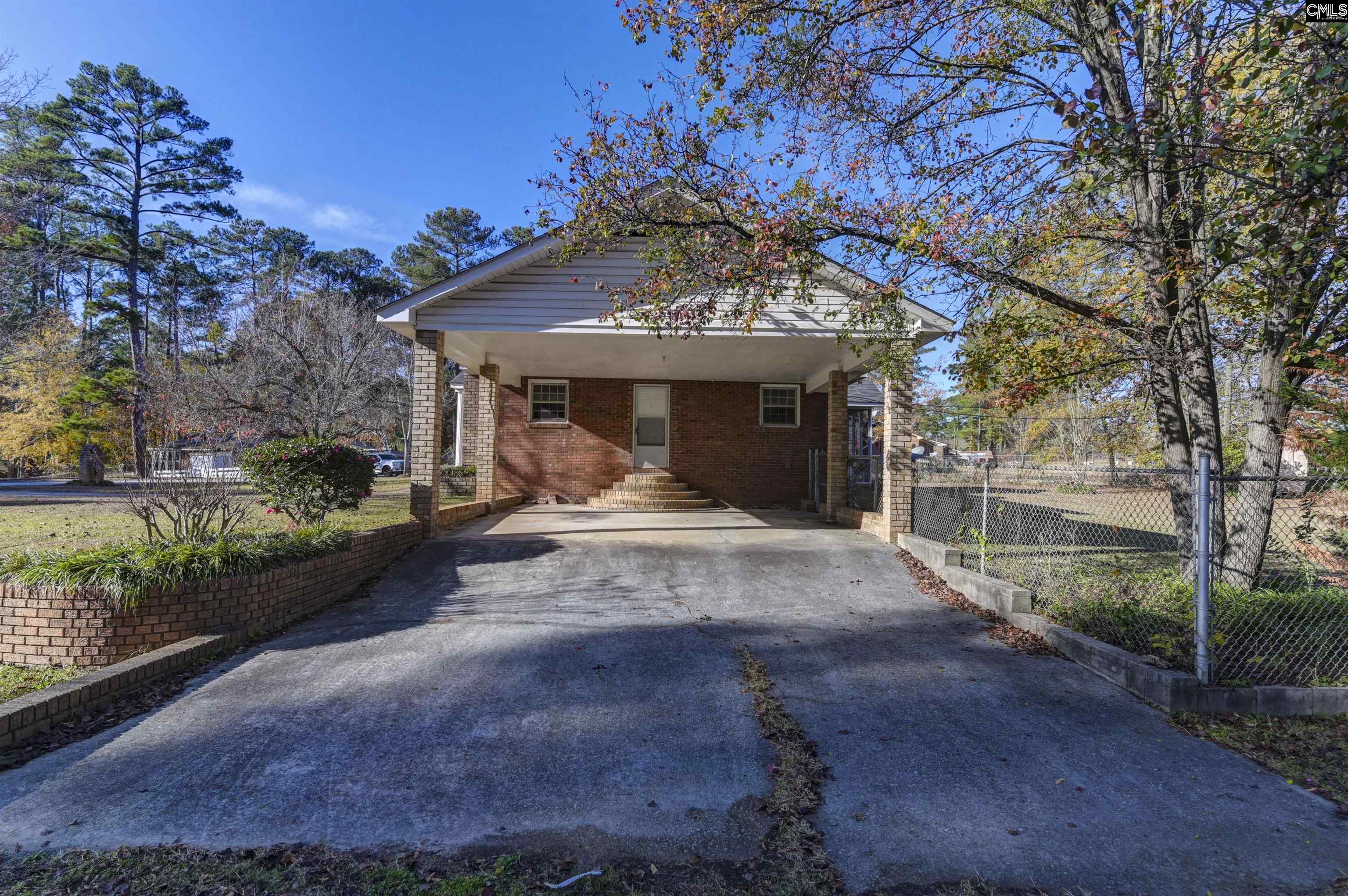 5802 McMillan Circle Columbia, SC 29212