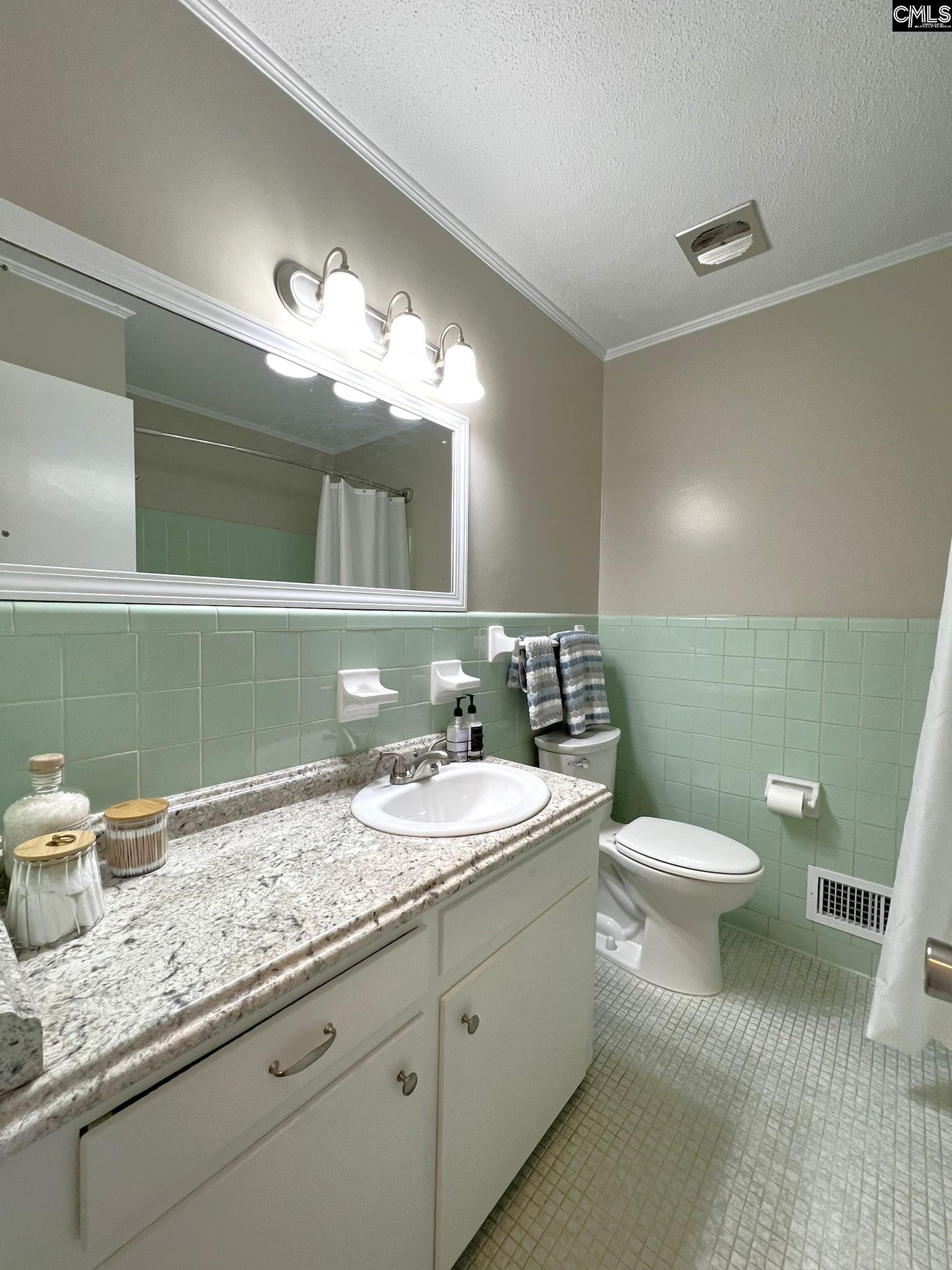 5802 McMillan Circle Columbia, SC 29212