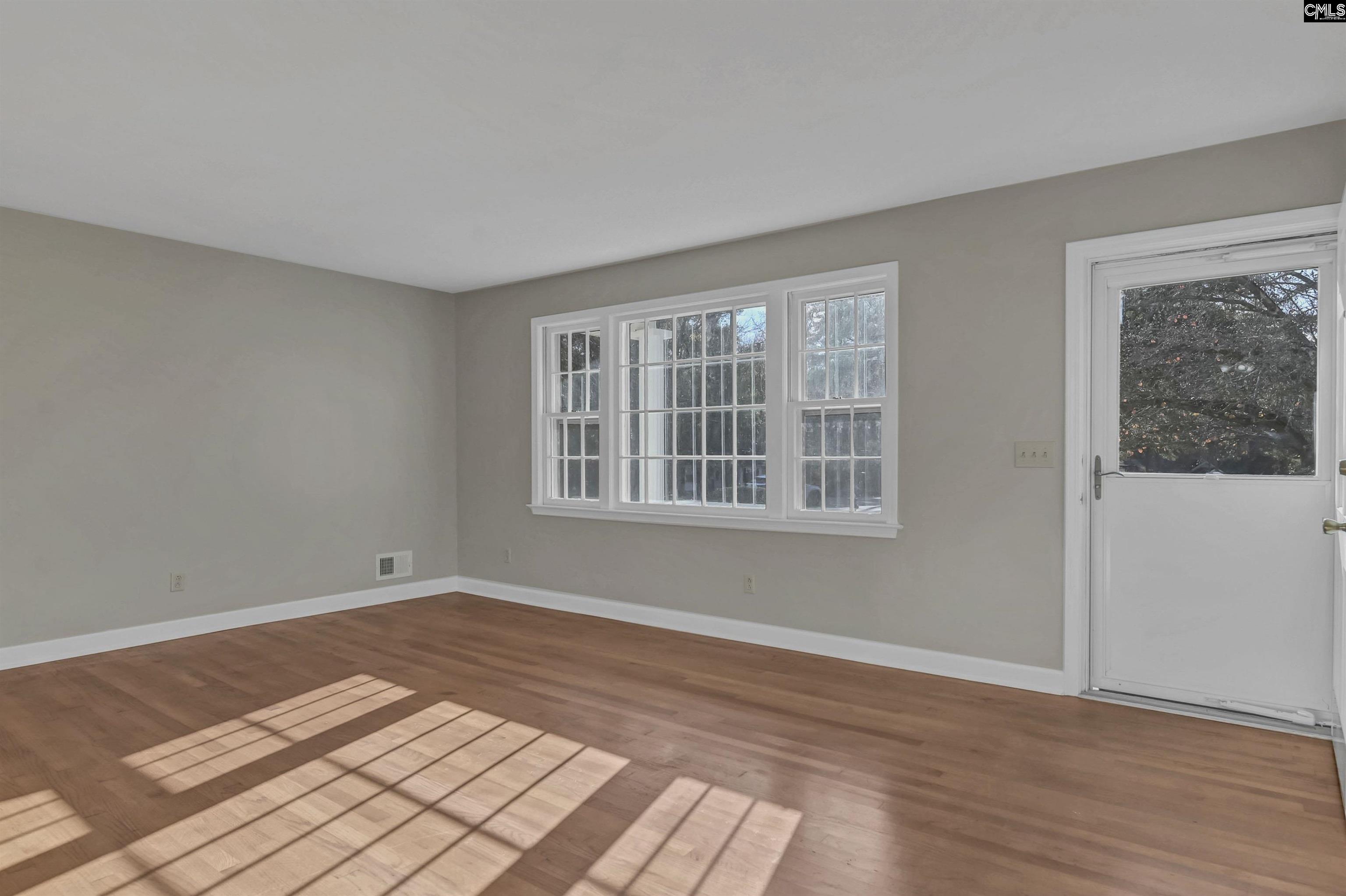 5802 McMillan Circle Columbia, SC 29212