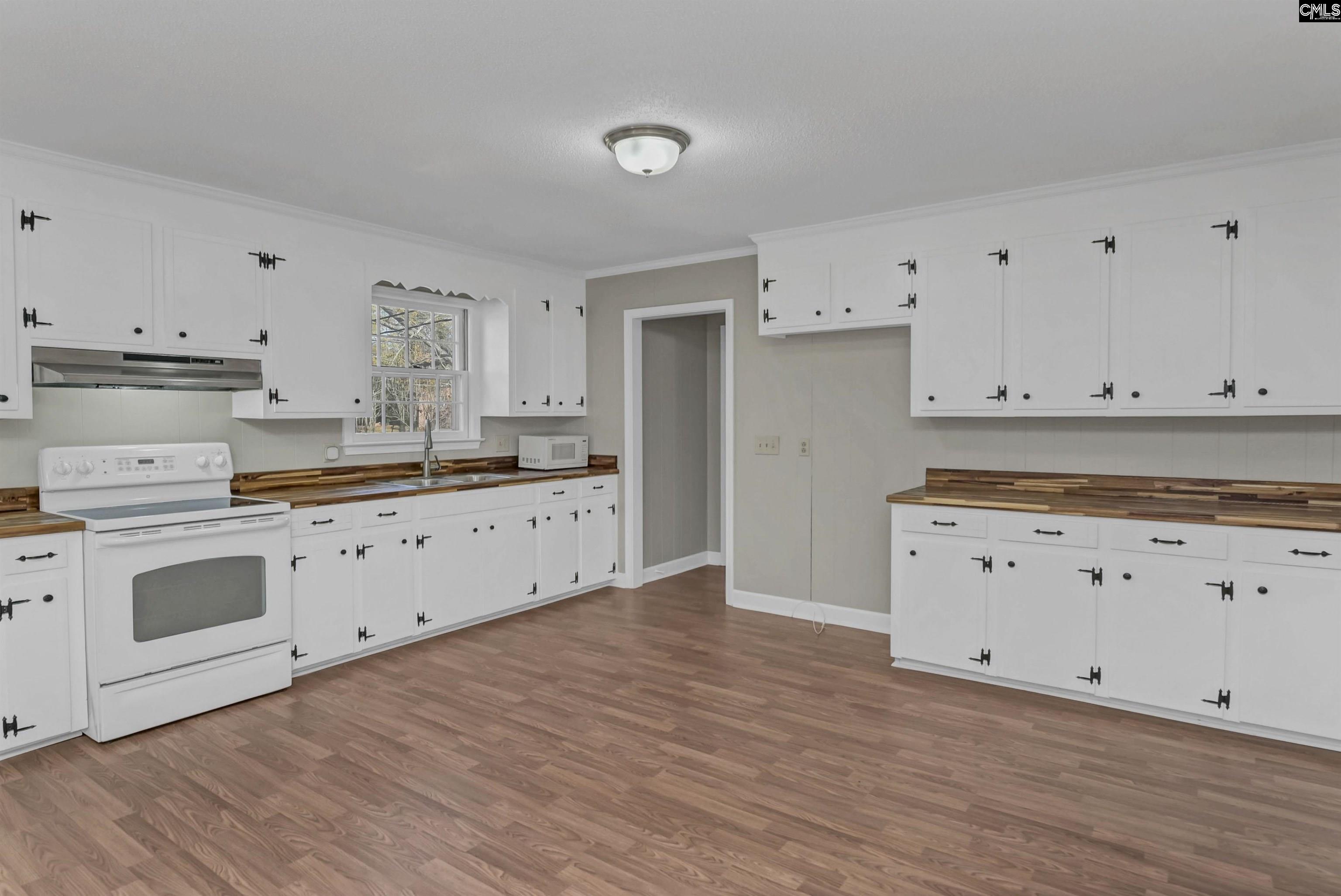 5802 McMillan Circle Columbia, SC 29212