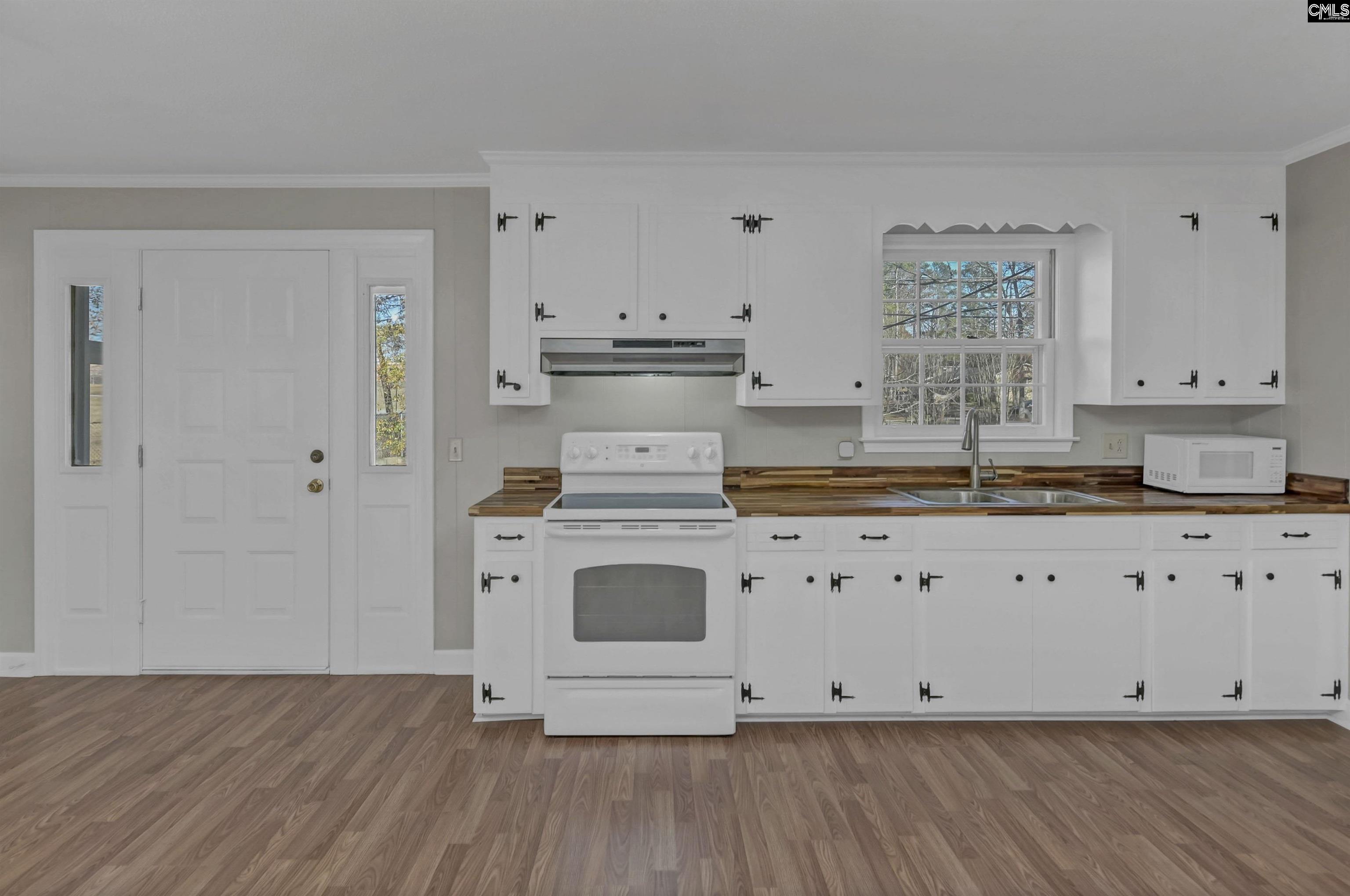 5802 McMillan Circle Columbia, SC 29212