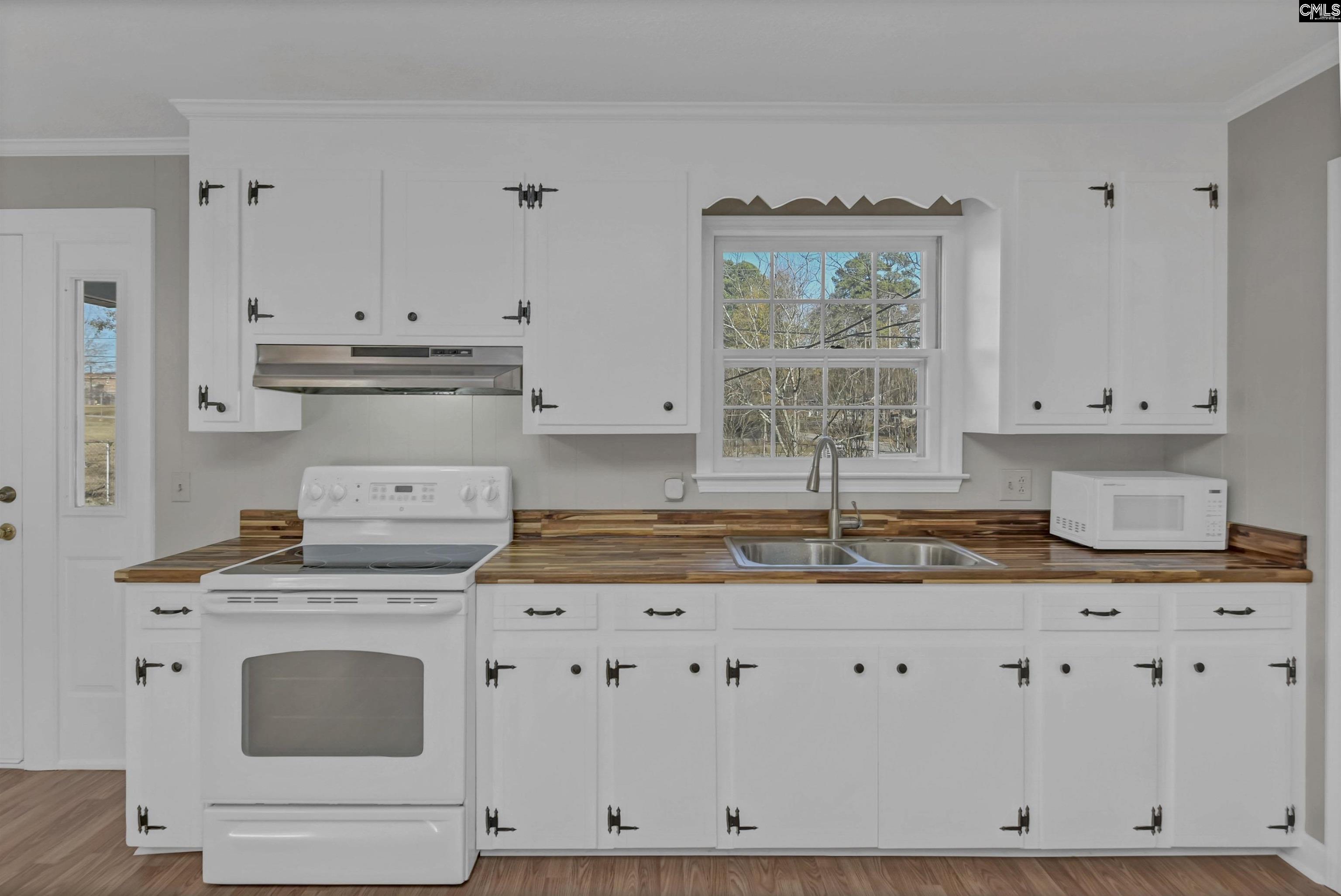5802 McMillan Circle Columbia, SC 29212