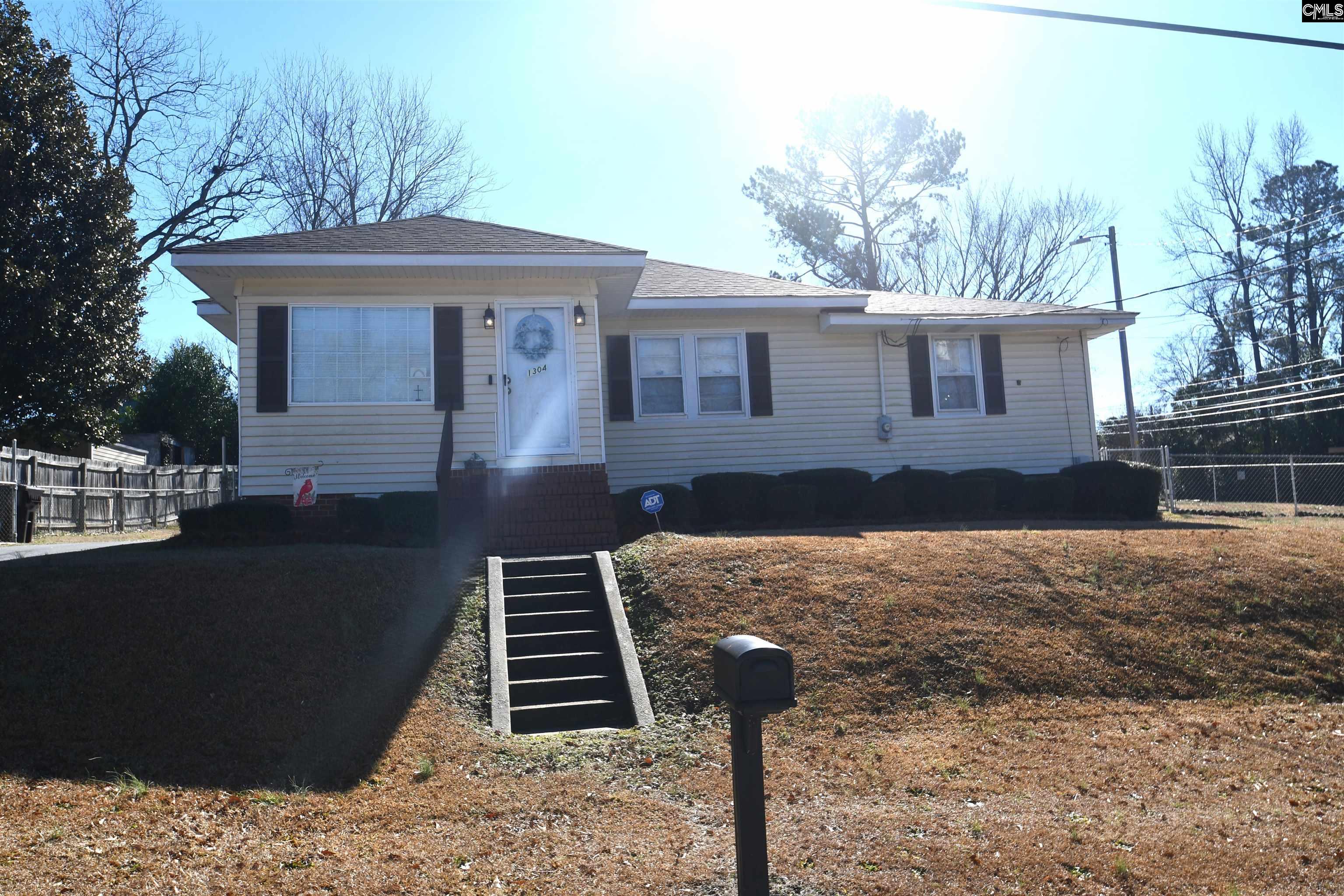 1304 Silas Street, Newberry, South Carolina image 2