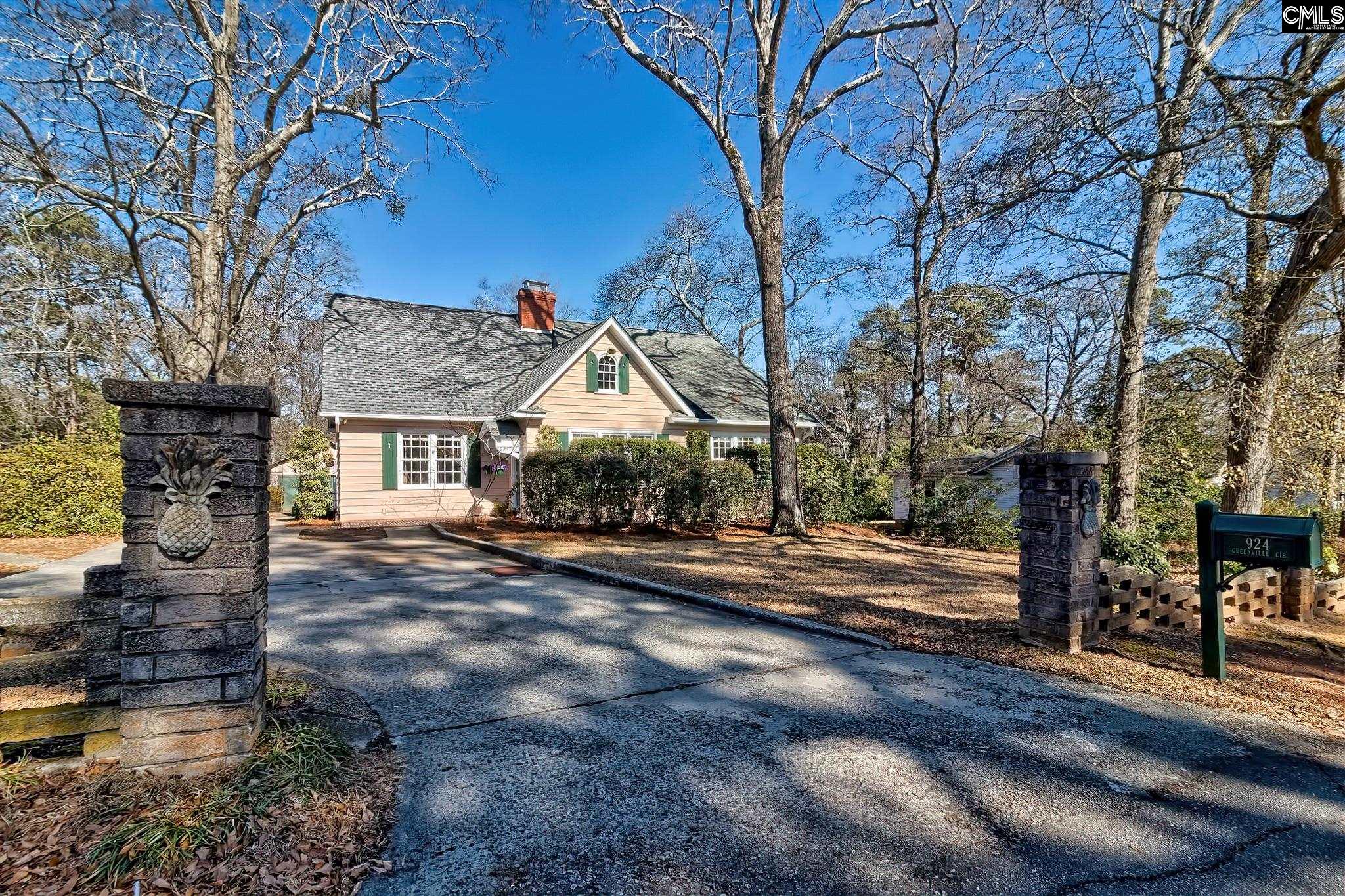 924 Greenville Circle Columbia, SC 29210