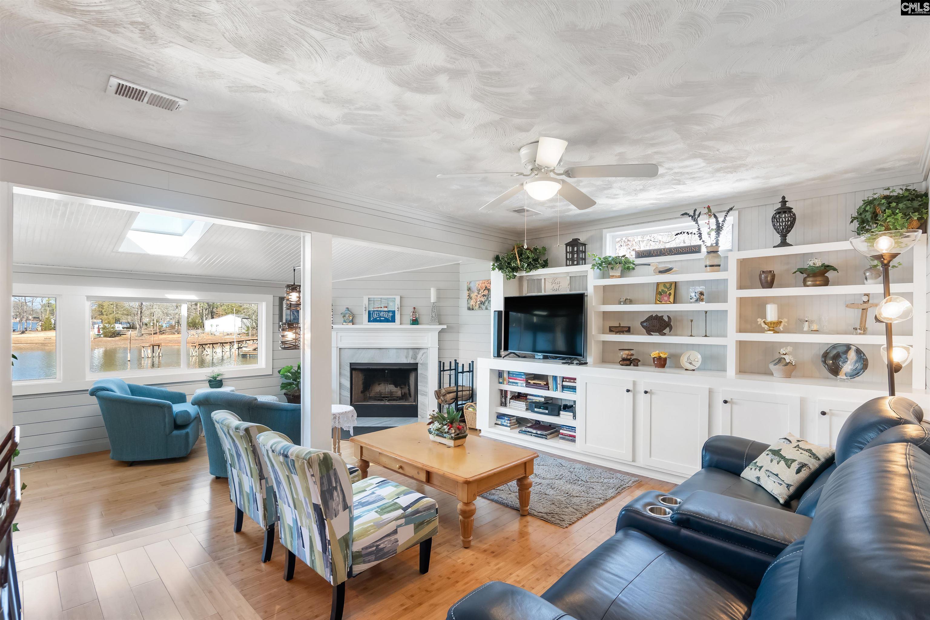 Fantastic views of the lake while enjoying family time indoors.