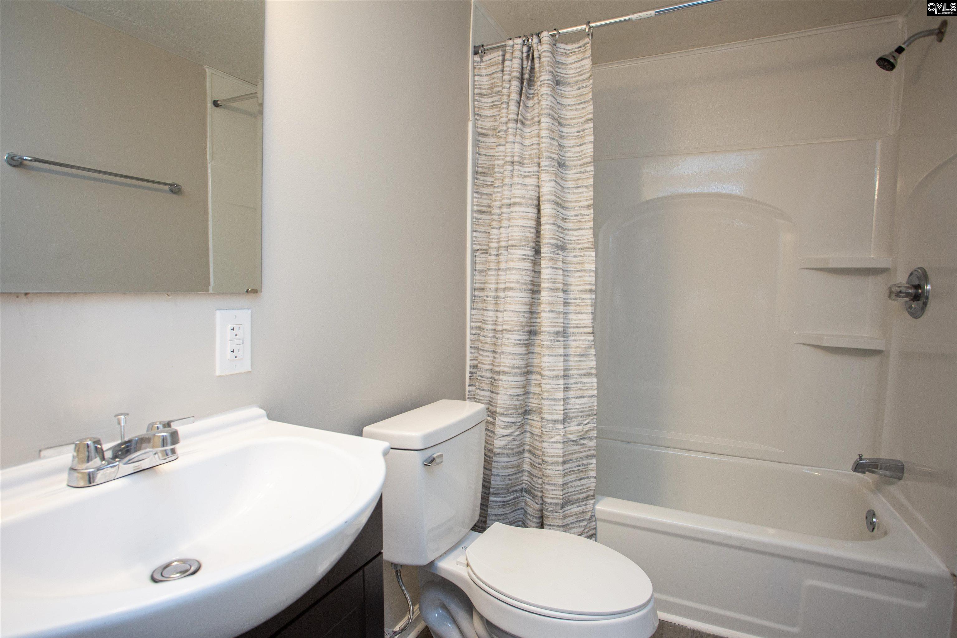 522 Gary Street Camden, SC 29020-0000