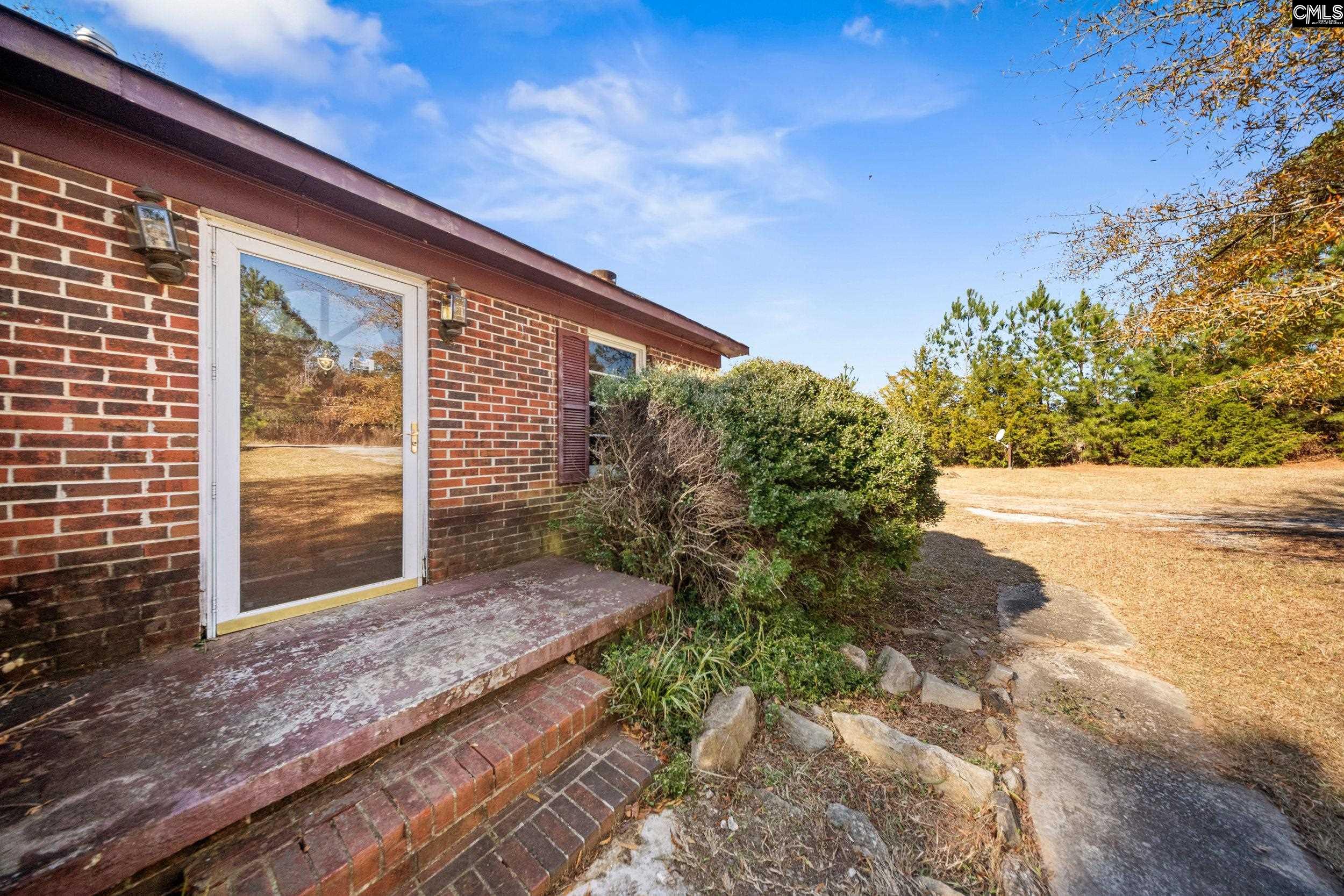 104 Brandon Road, Clinton, South Carolina image 3