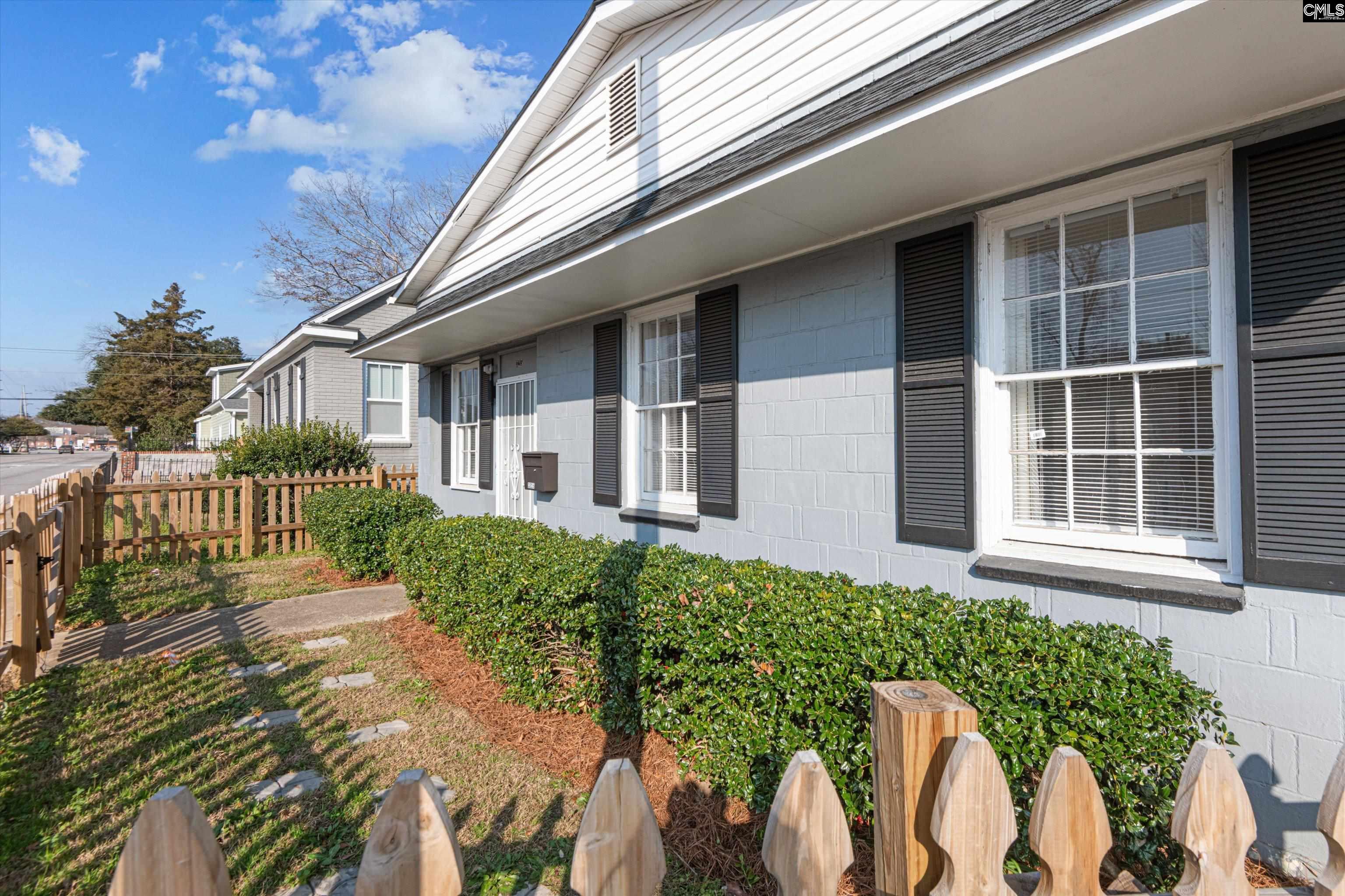 3215 Rosewood Columbia, SC 29205