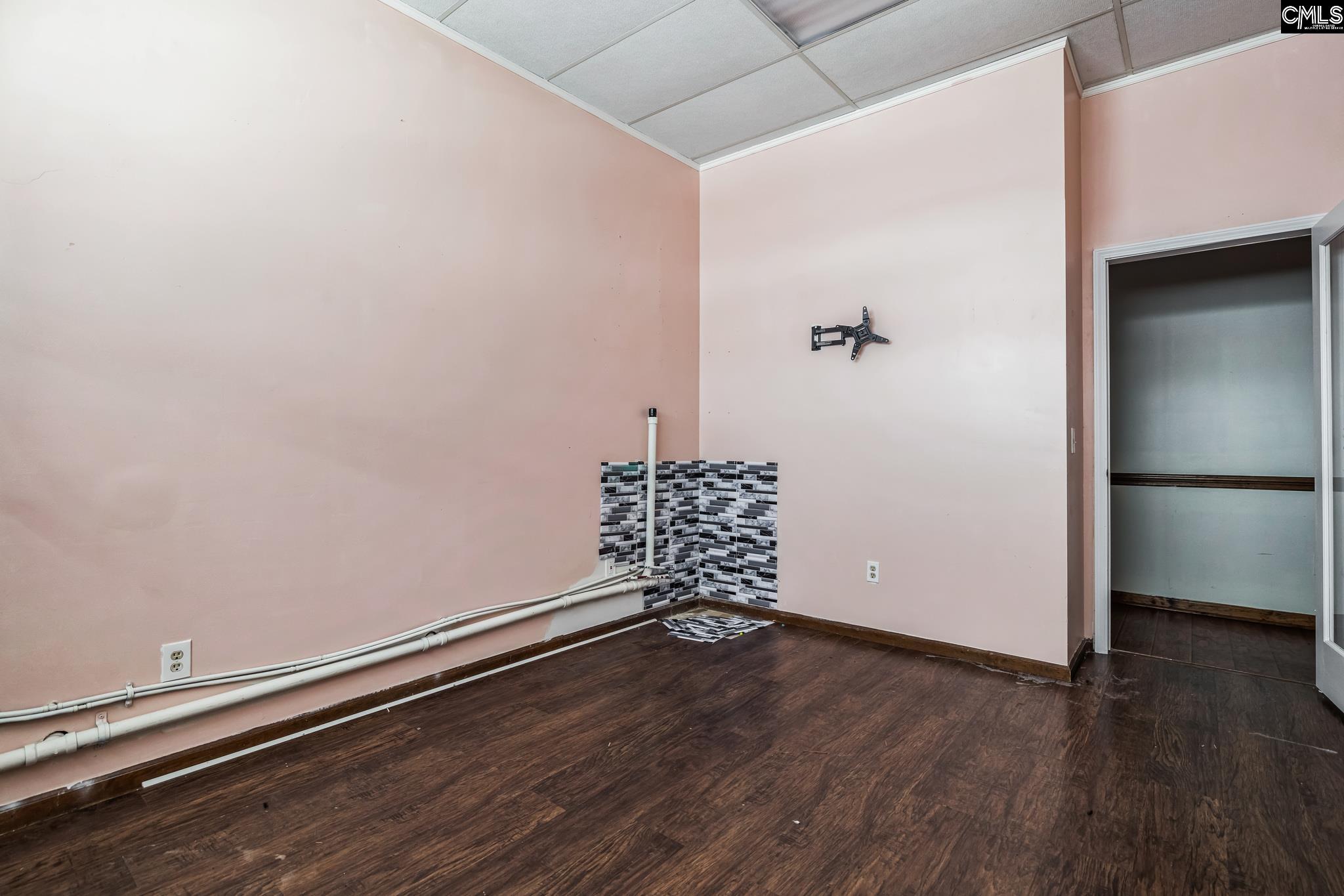 9153 Two Notch Road Columbia, SC 29223