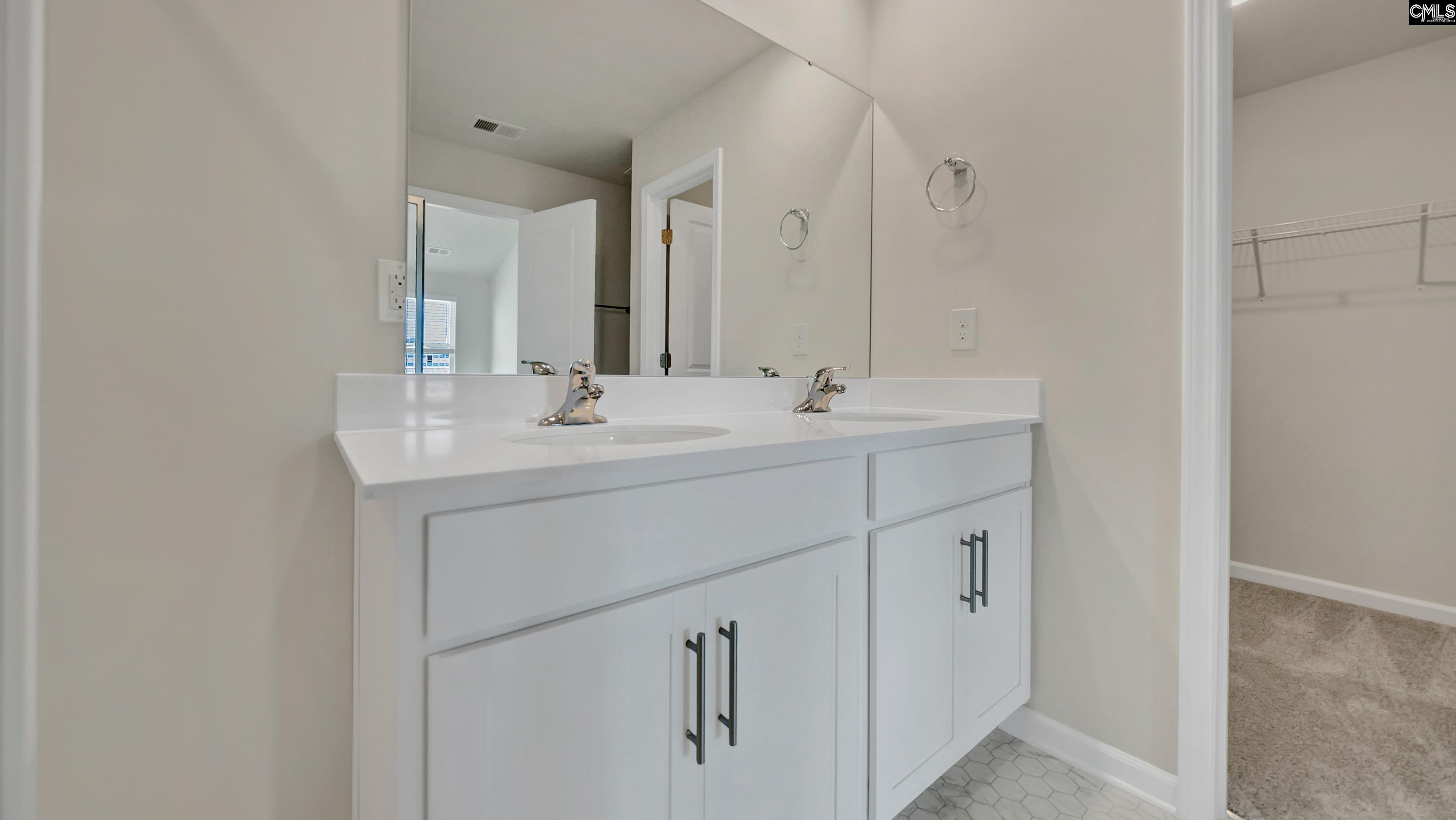531 Edgetree Drive Hopkins, SC 29061