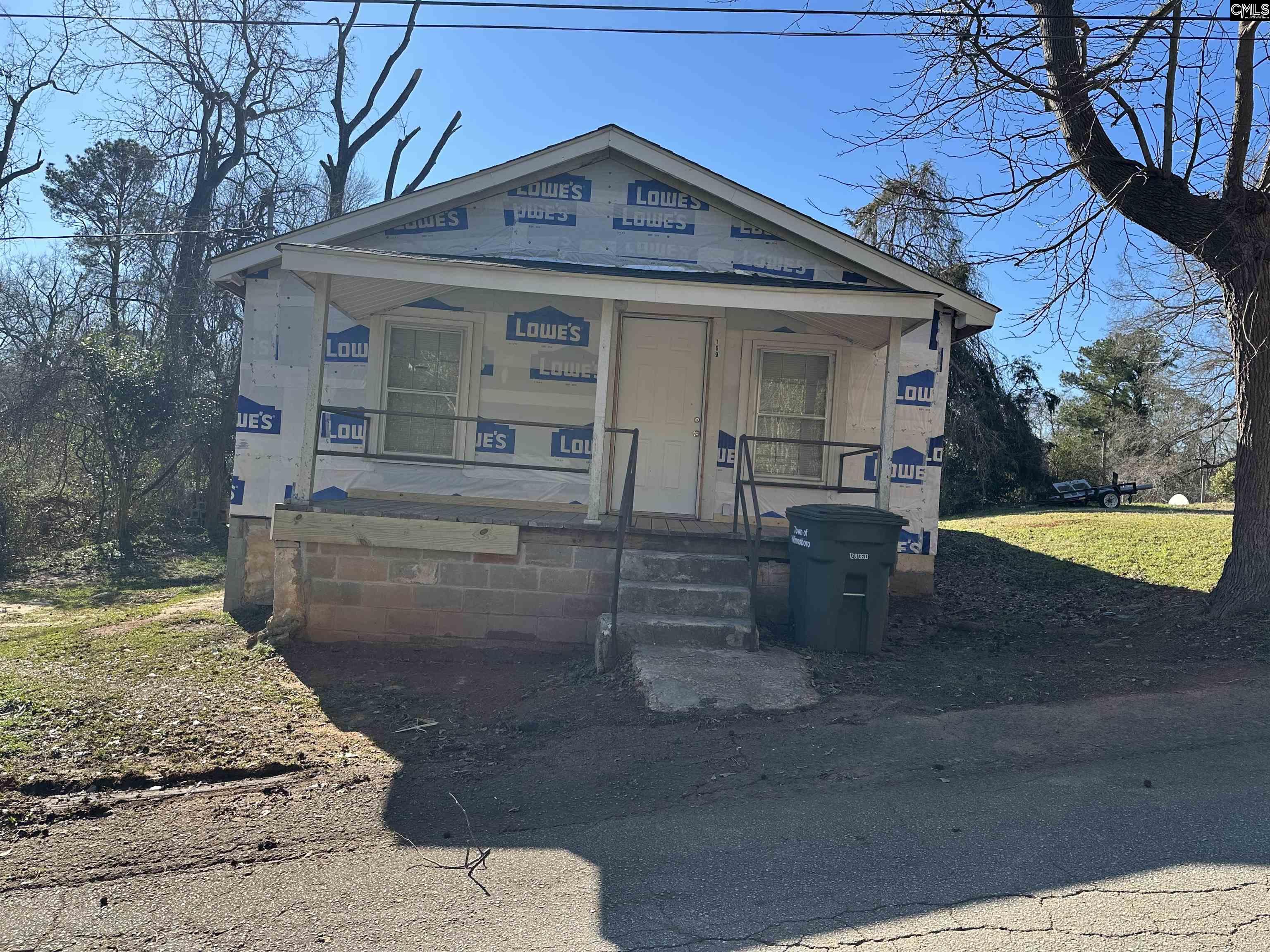 109 Russell Street Winnsboro, SC 29180