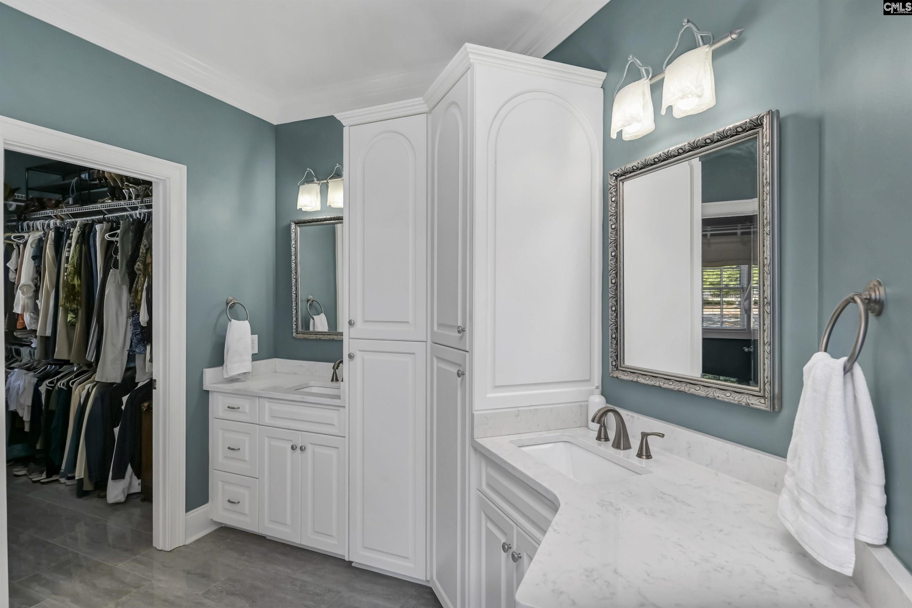 539 Dutchman Shores Circle Chapin, SC 29036