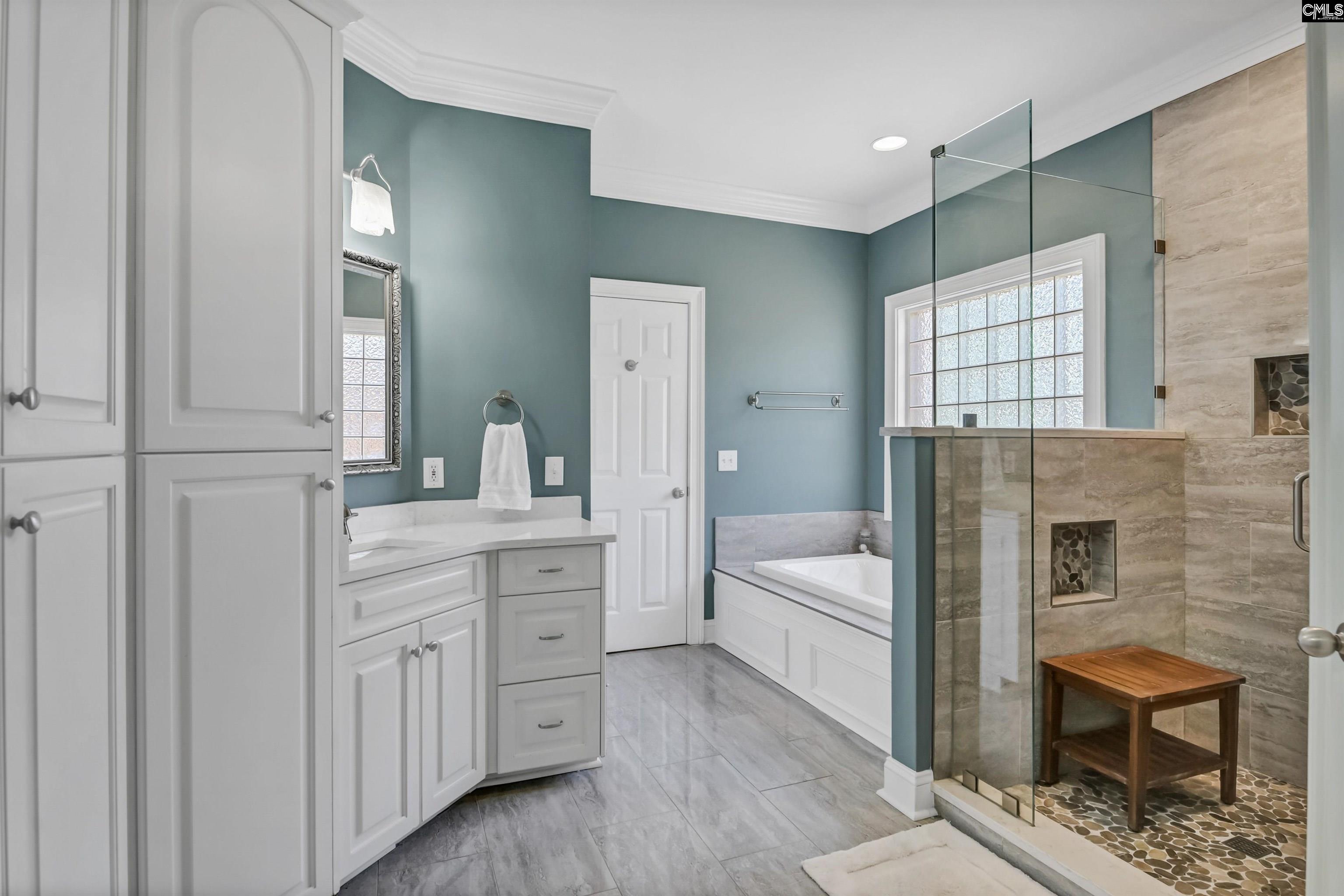 539 Dutchman Shores Circle Chapin, SC 29036