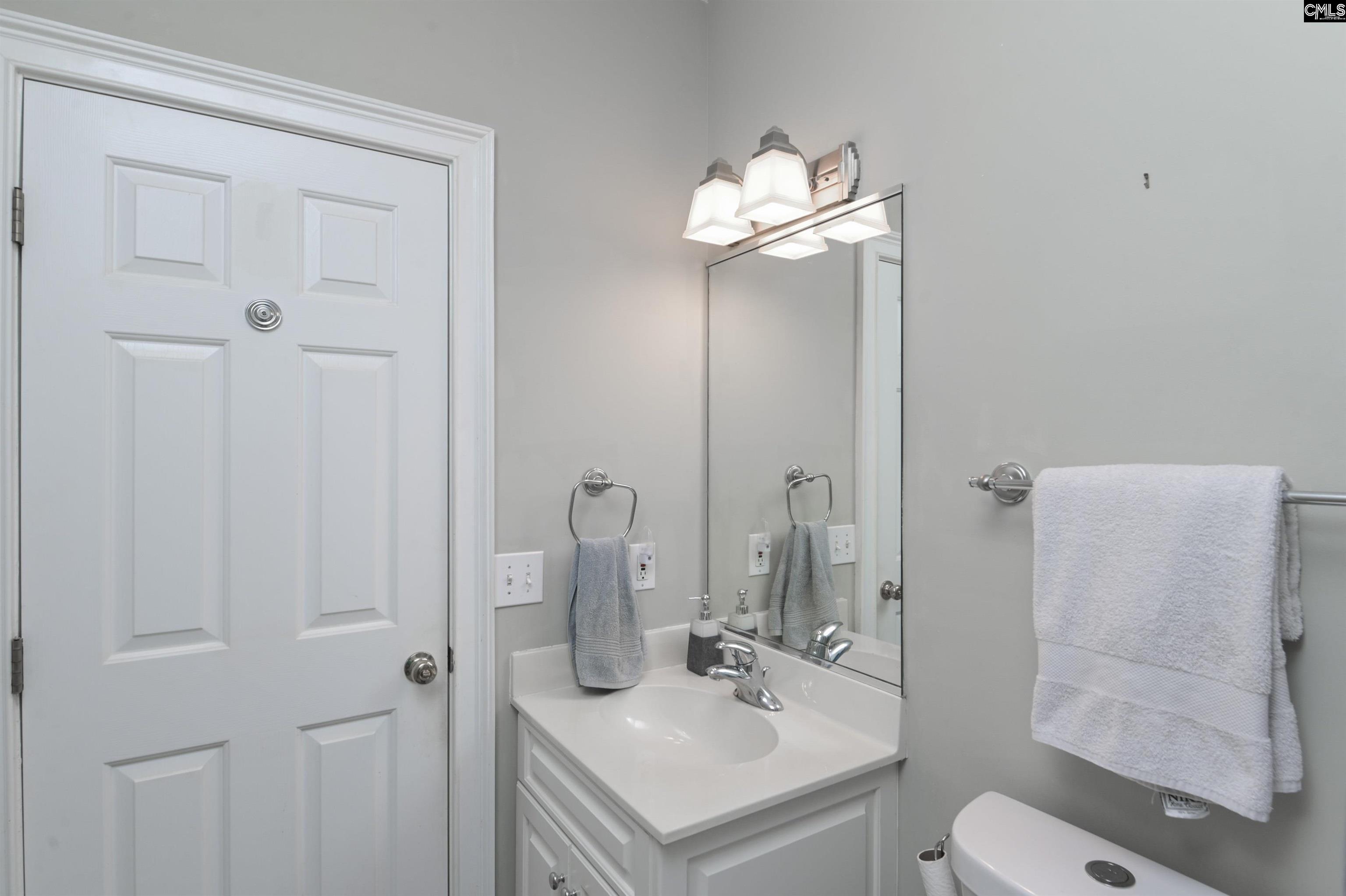 539 Dutchman Shores Circle Chapin, SC 29036