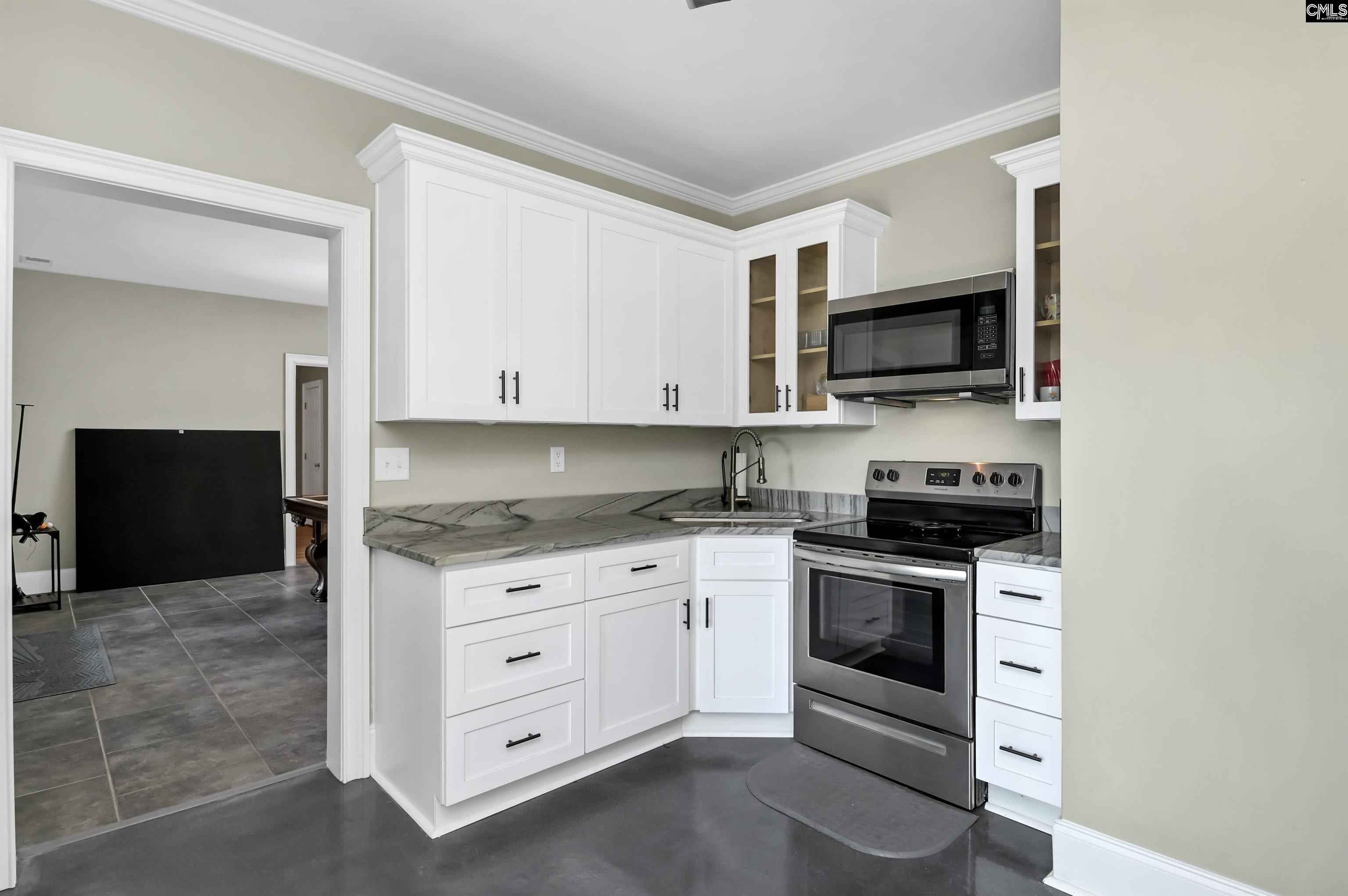 539 Dutchman Shores Circle Chapin, SC 29036