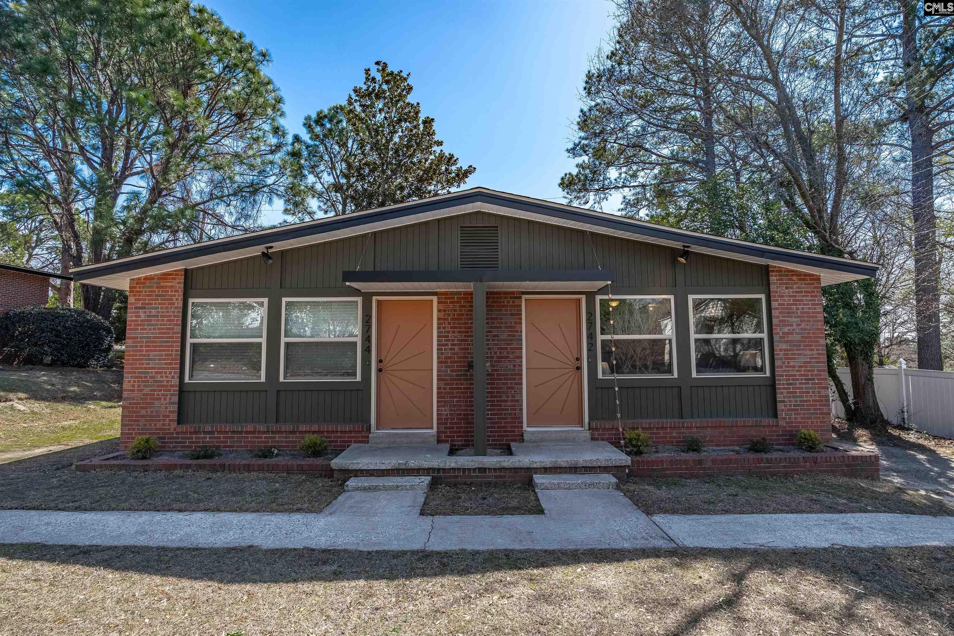 2742/2744 Montgomery Avenue Columbia, SC 29205