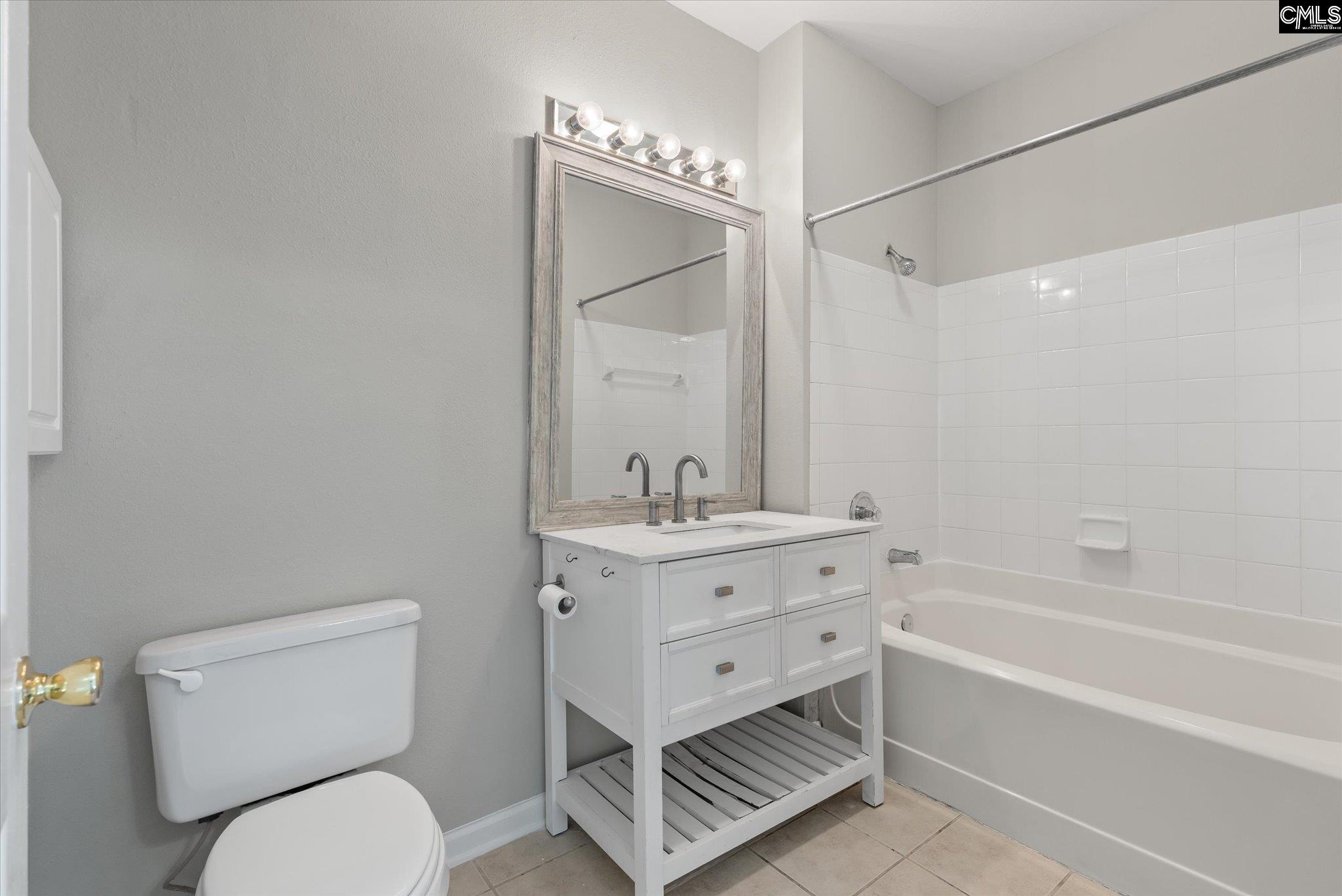 2115 Telfair Way Charleston, SC 29412-0000