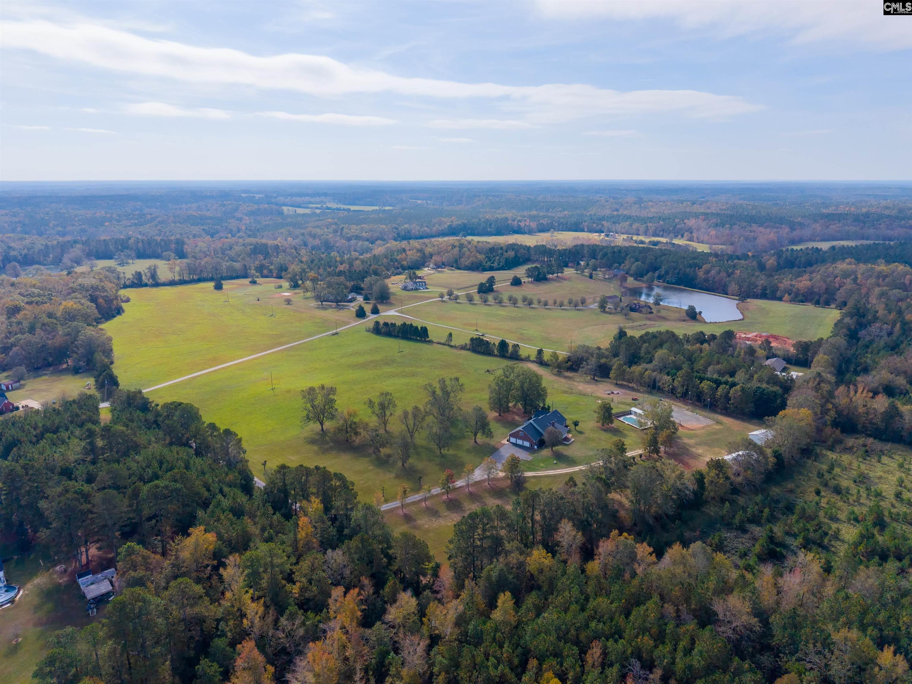 212 Hammond Road Greenwood, SC 29646