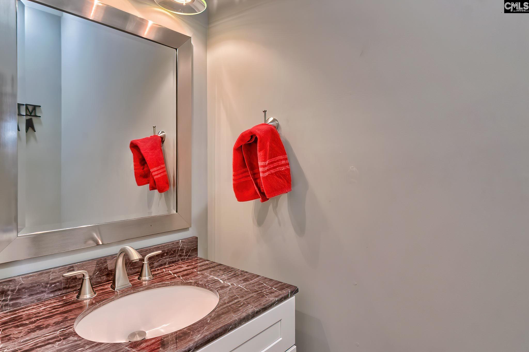 534 N Lakeshore Drive, Gilbert, South Carolina image 26
