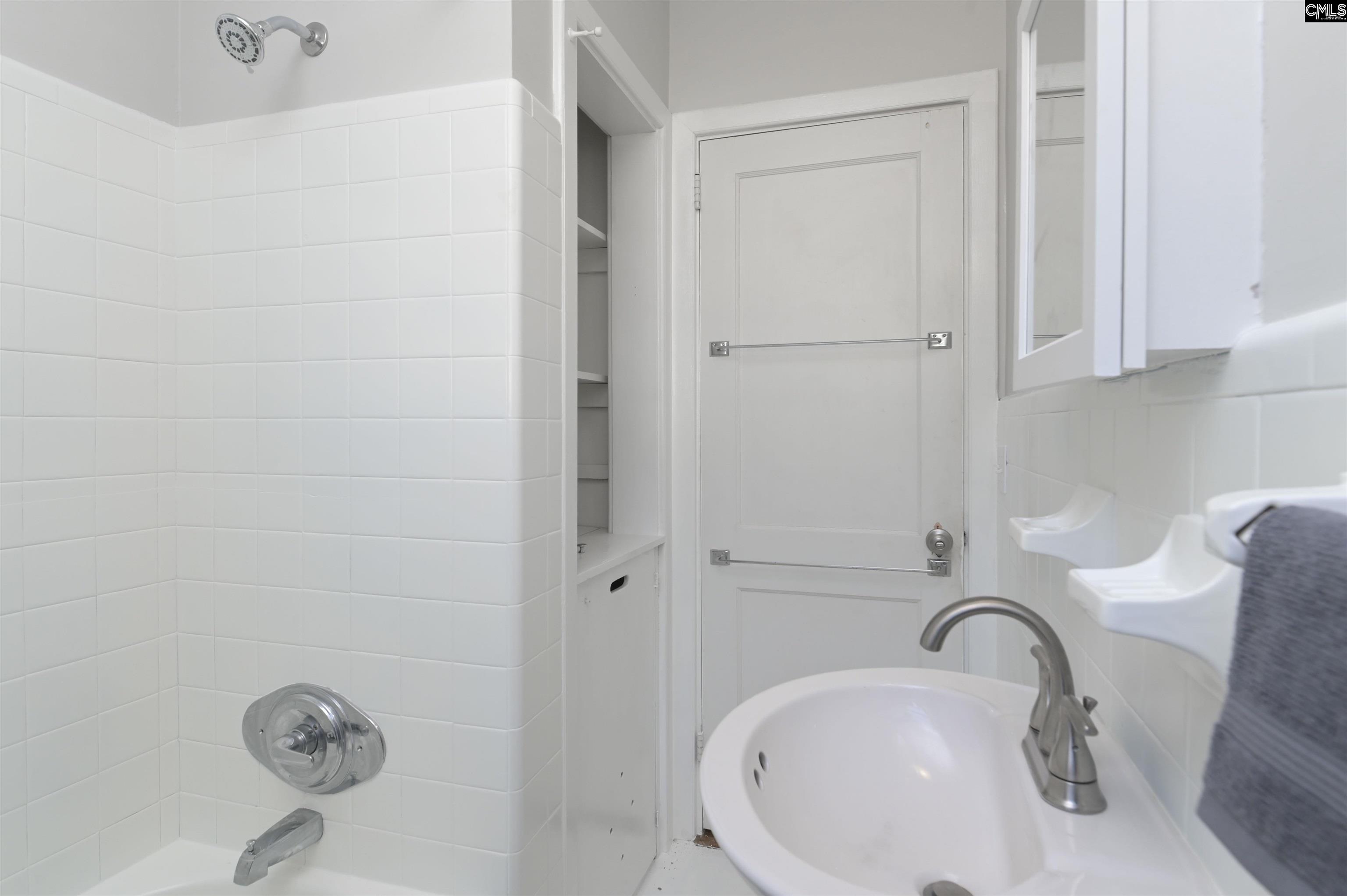 3709 Ridgewood Avenue Columbia, SC 29203