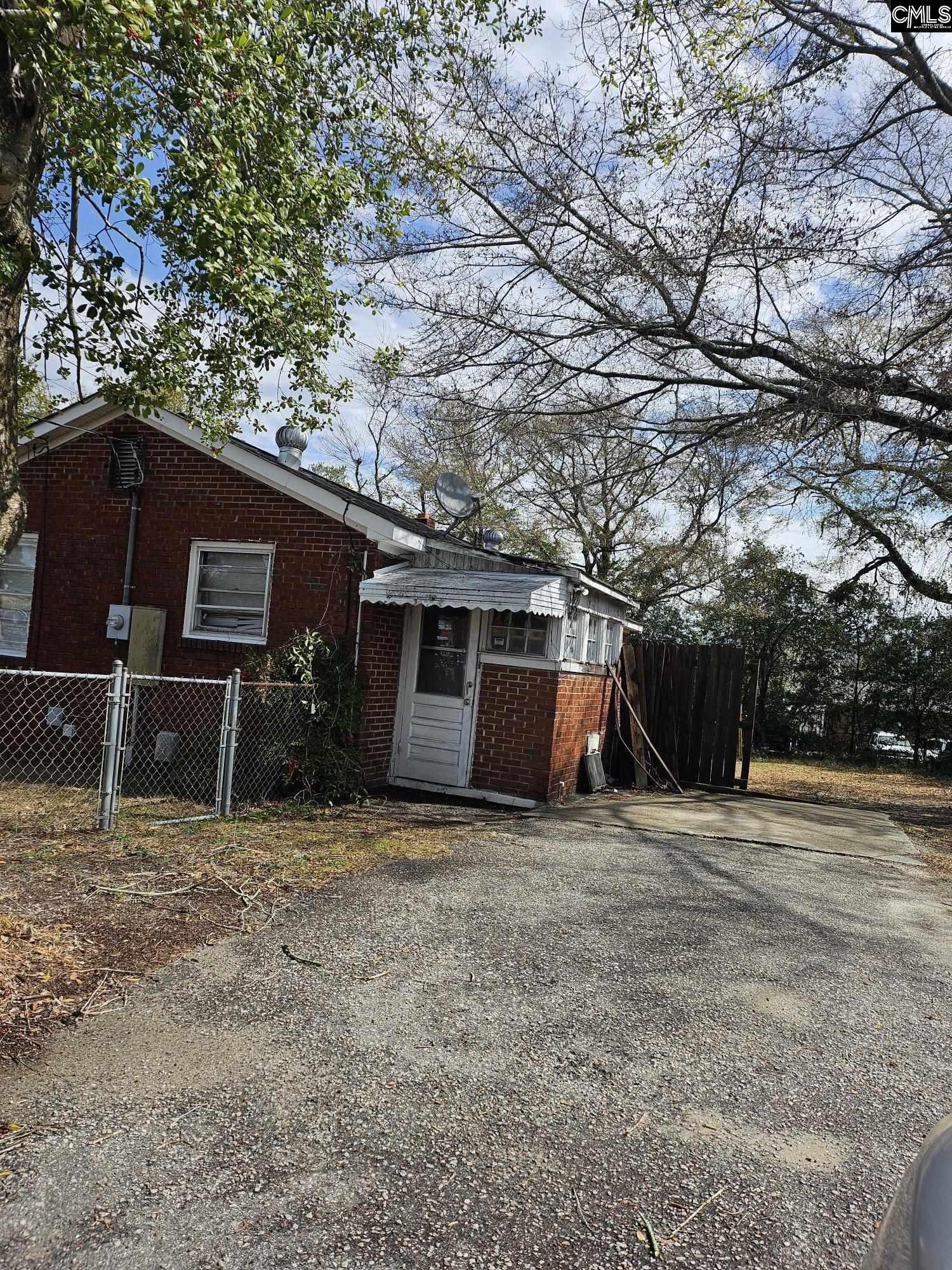 3827 Augusta Road West Columbia, SC 29170