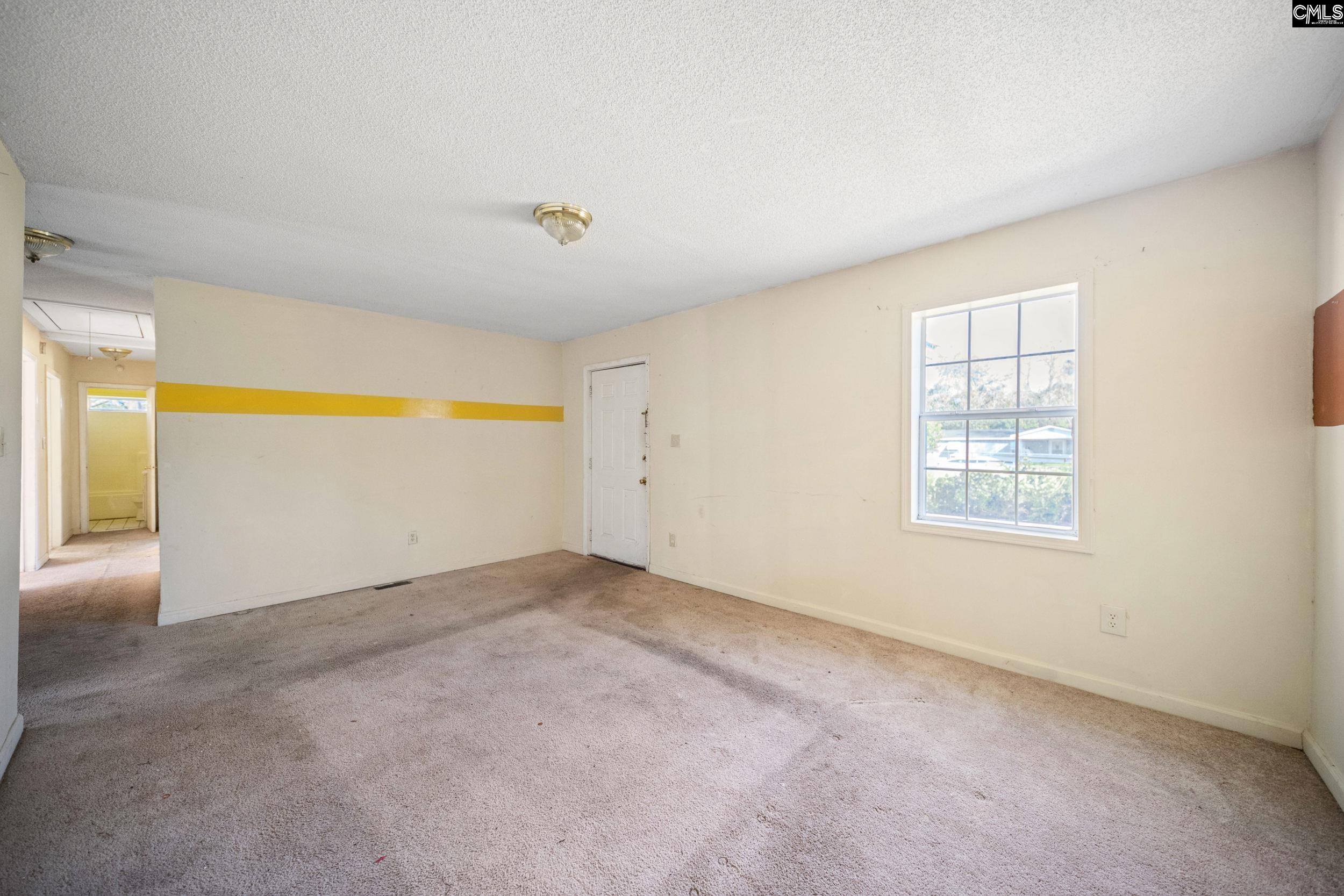 2002 Liberty Street St. Matthews, SC 29135