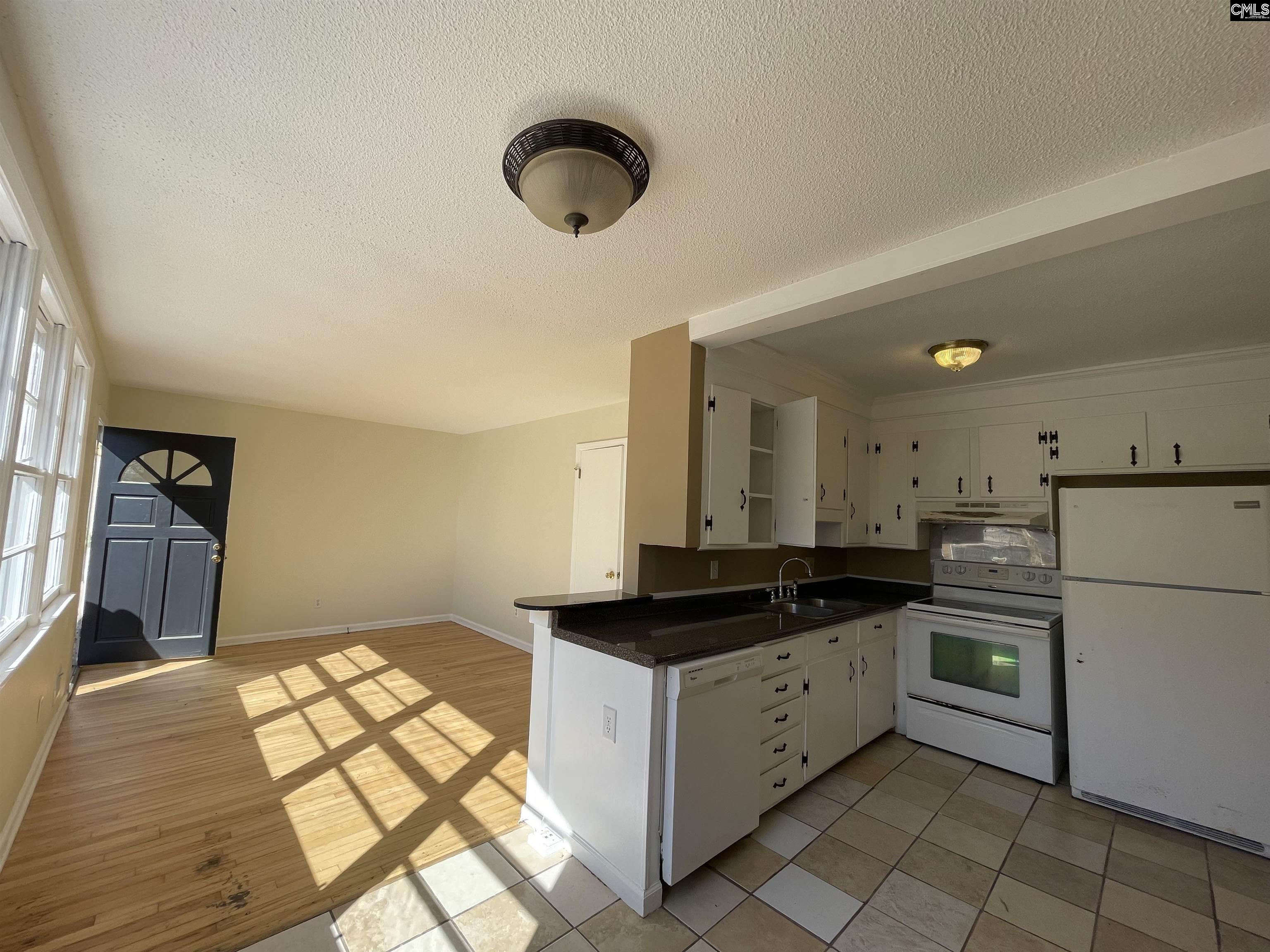 810 S Woodrow Columbia, SC 29205