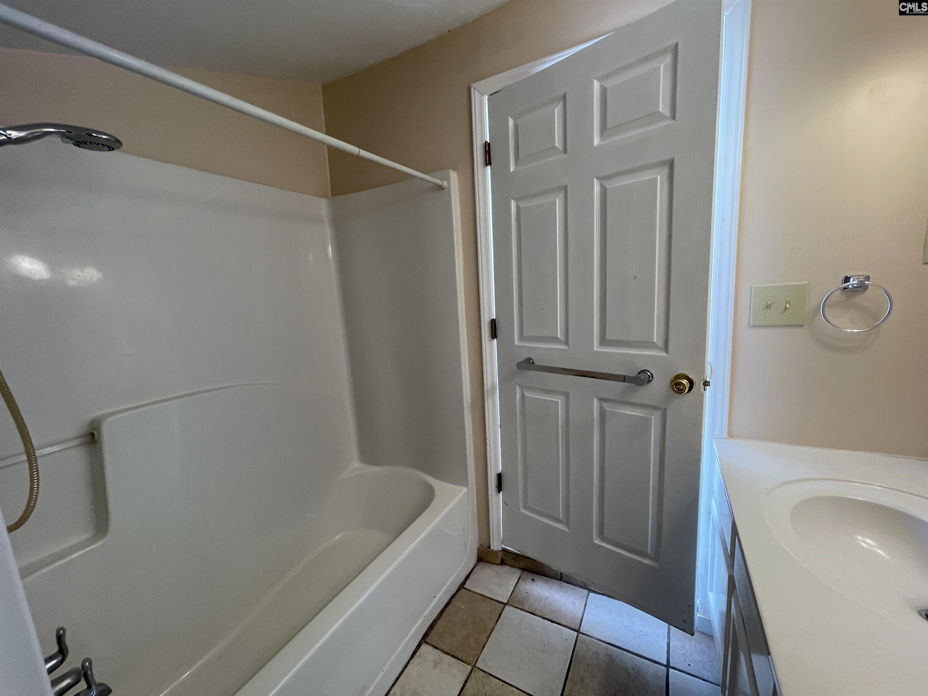810 S Woodrow Columbia, SC 29205