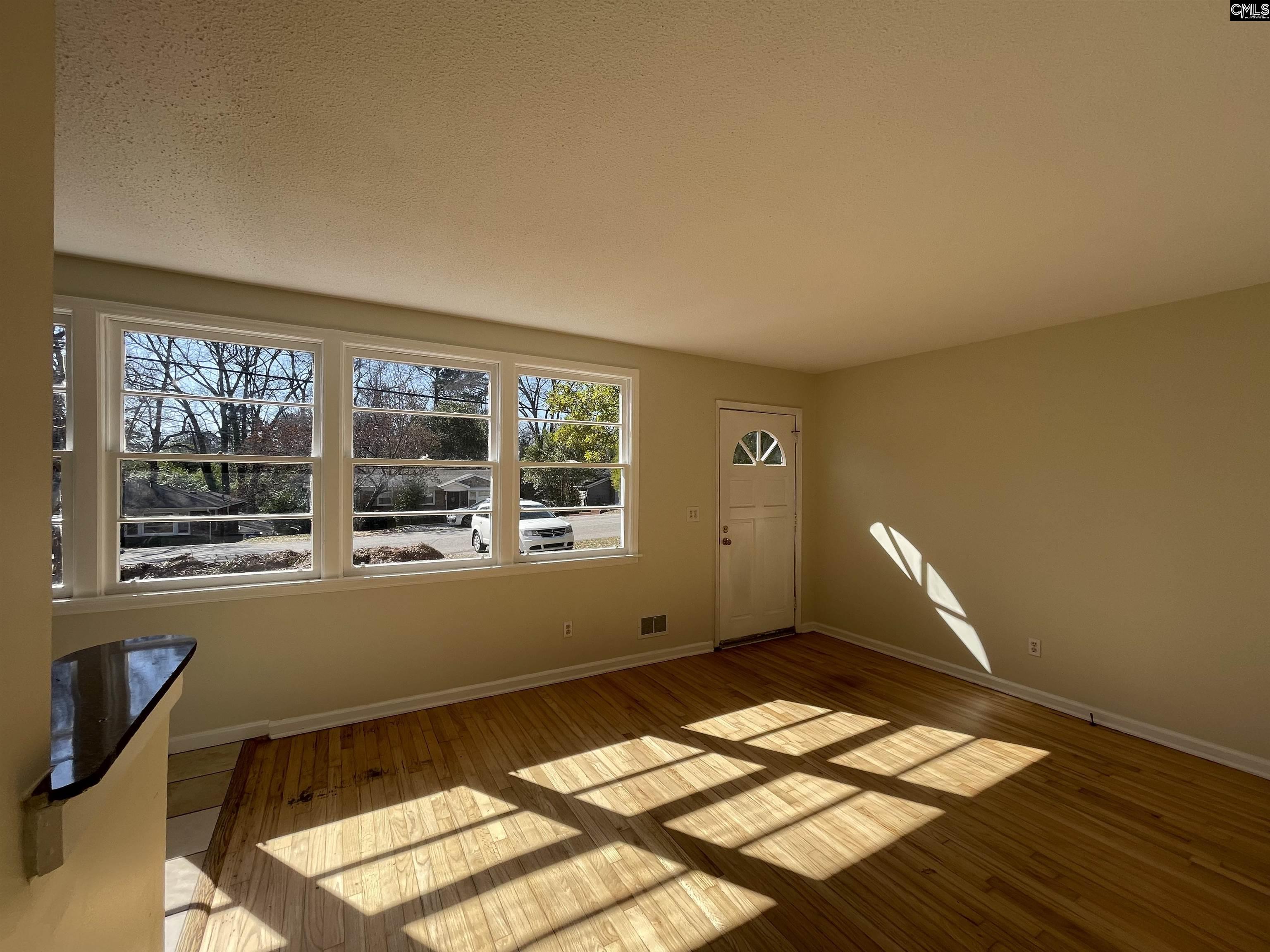 810 S Woodrow Columbia, SC 29205