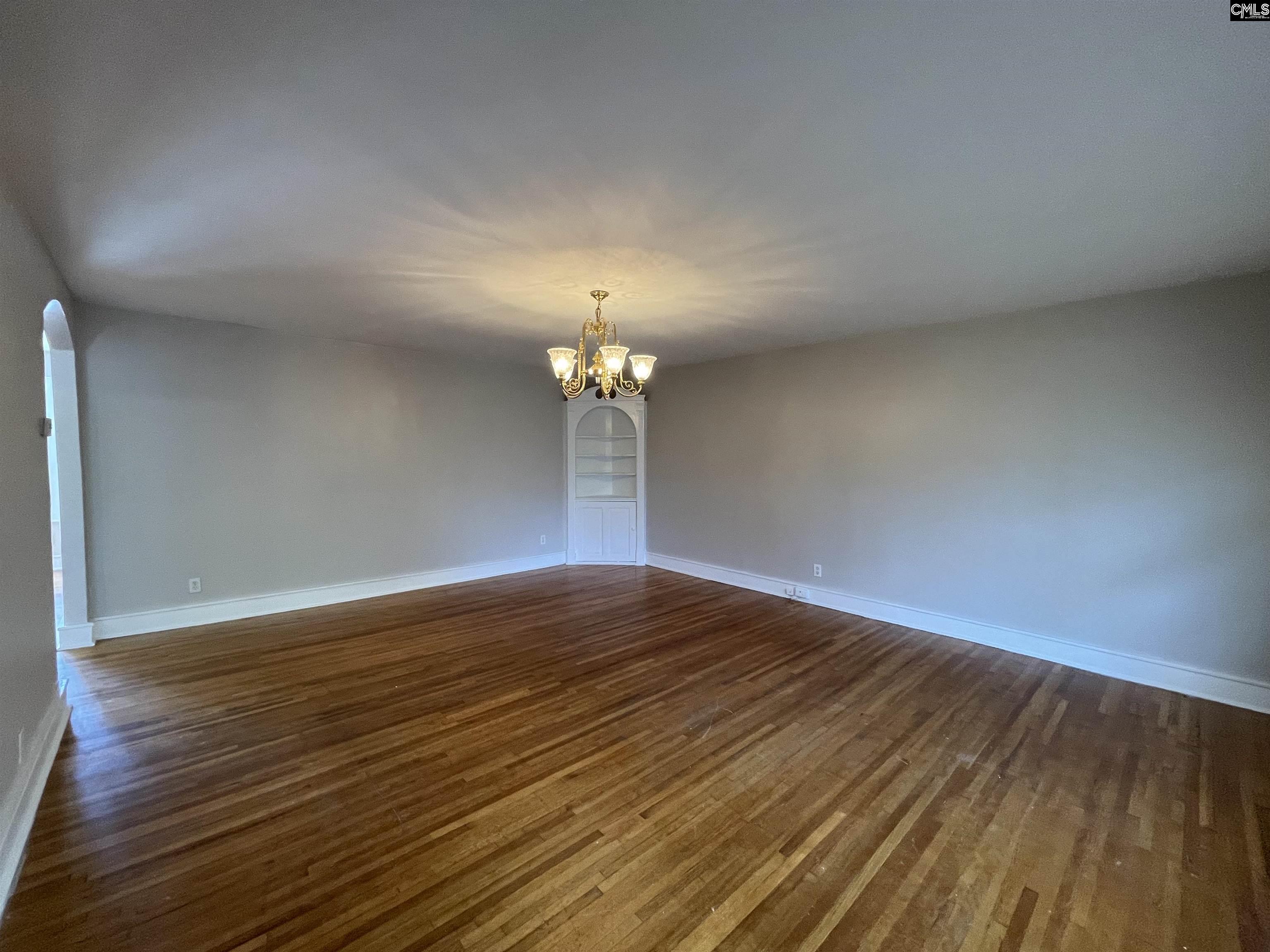 4140 Hickory Street Columbia, SC 29205-4221