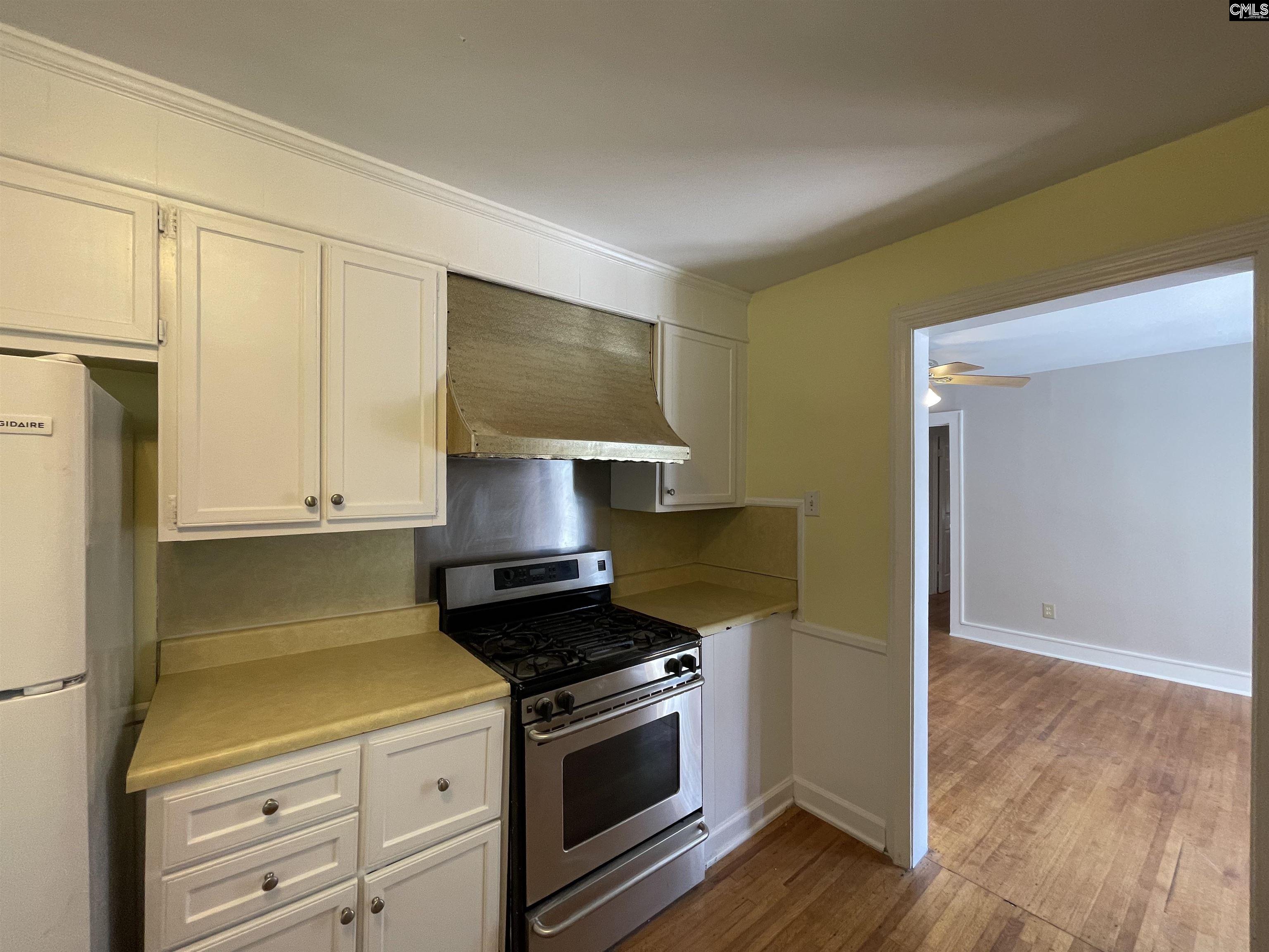 4140 Hickory Street Columbia, SC 29205-4221