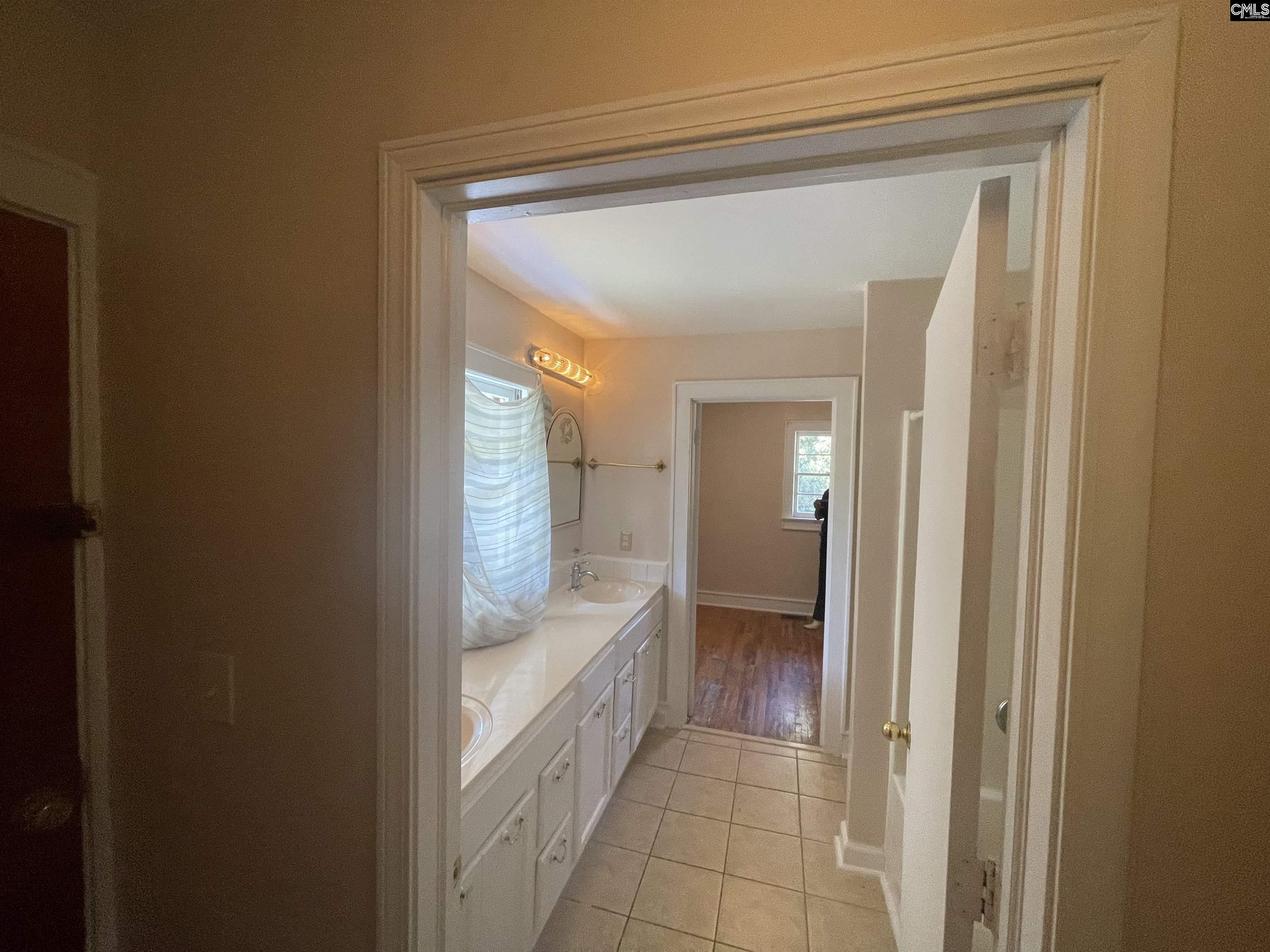 4140 Hickory Street Columbia, SC 29205-4221