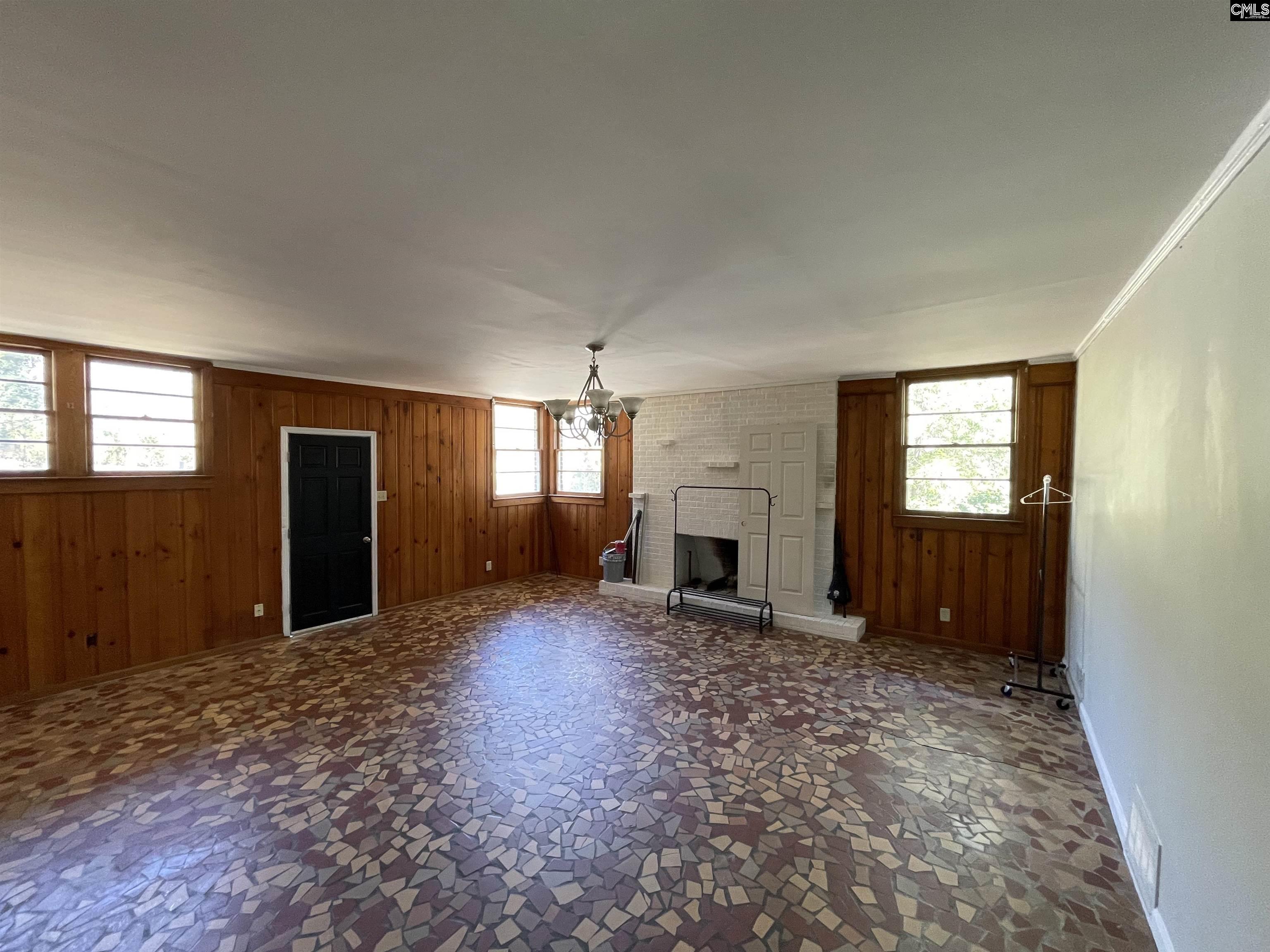 4140 Hickory Street Columbia, SC 29205-4221