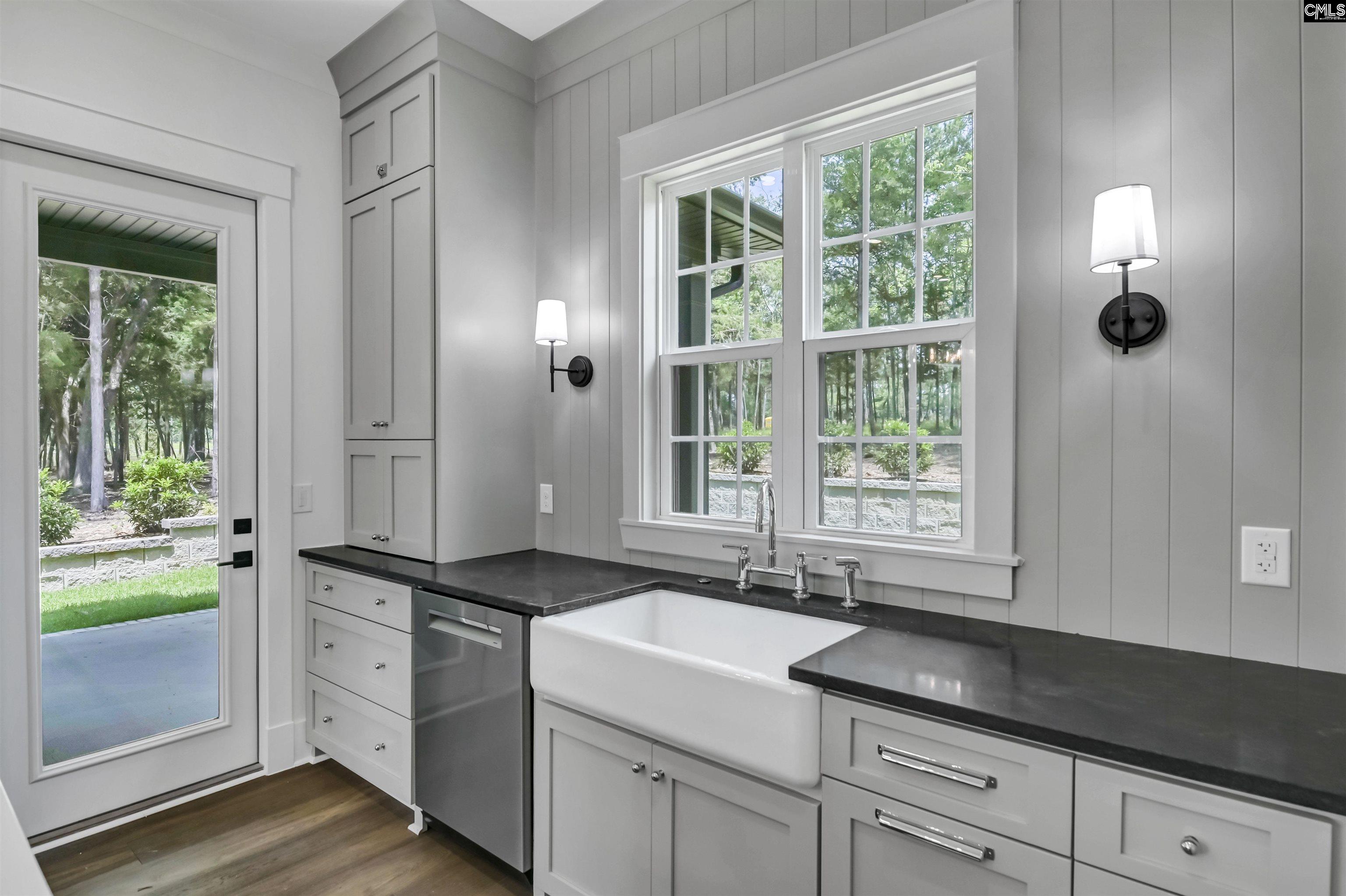 616 Misty Banks Drive Chapin, SC 29036
