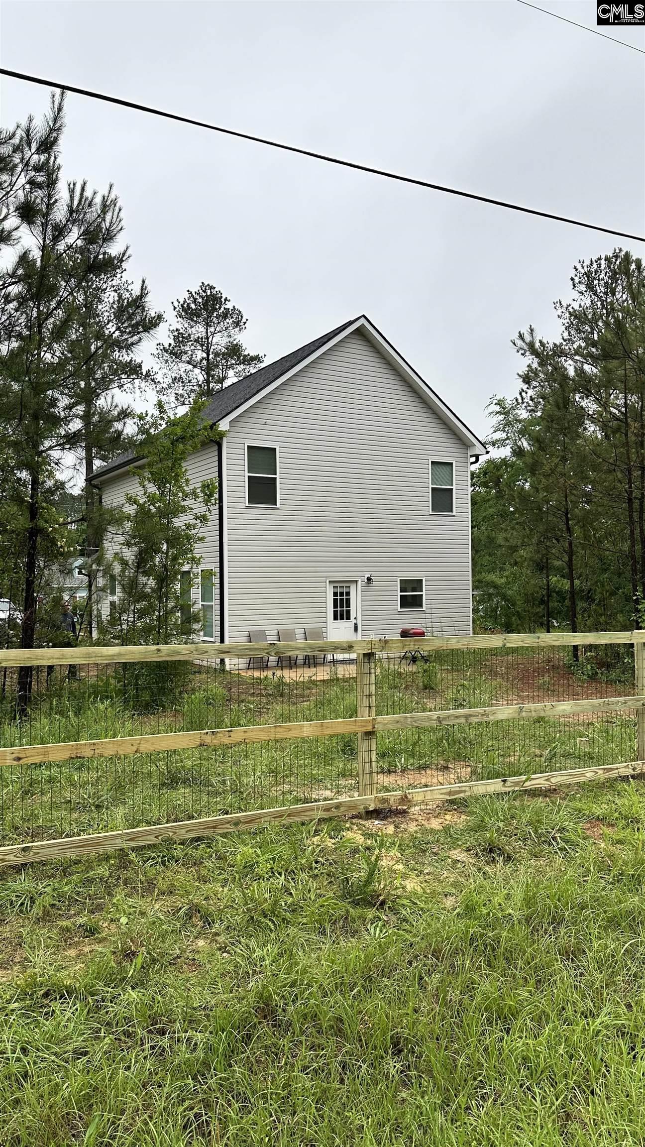 110 Lakeside Drive Chapin, SC 29036