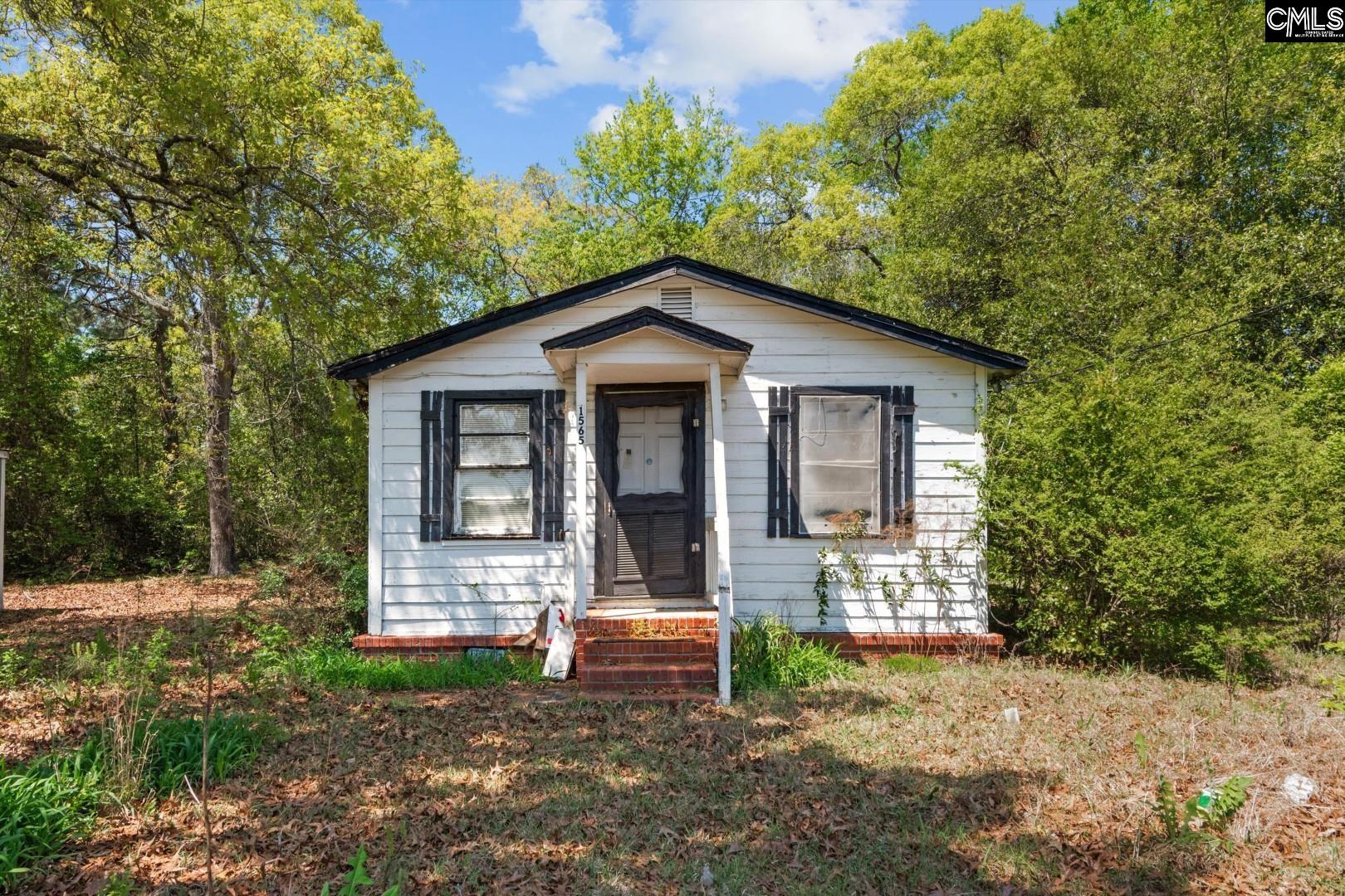 1565 Smyrna Road Elgin, SC 29045