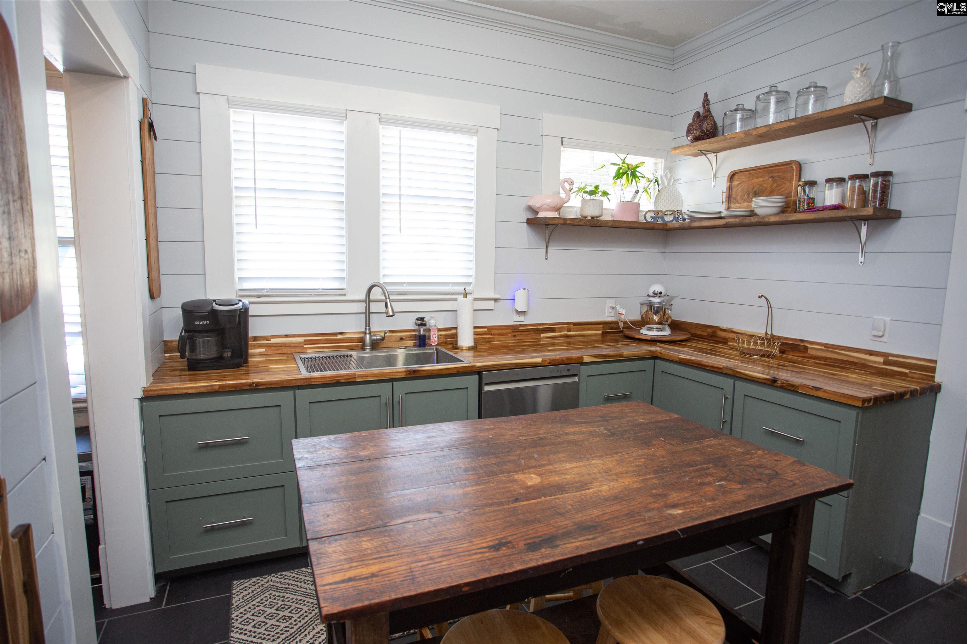 1617 Broad Street Camden, SC 29020-0000