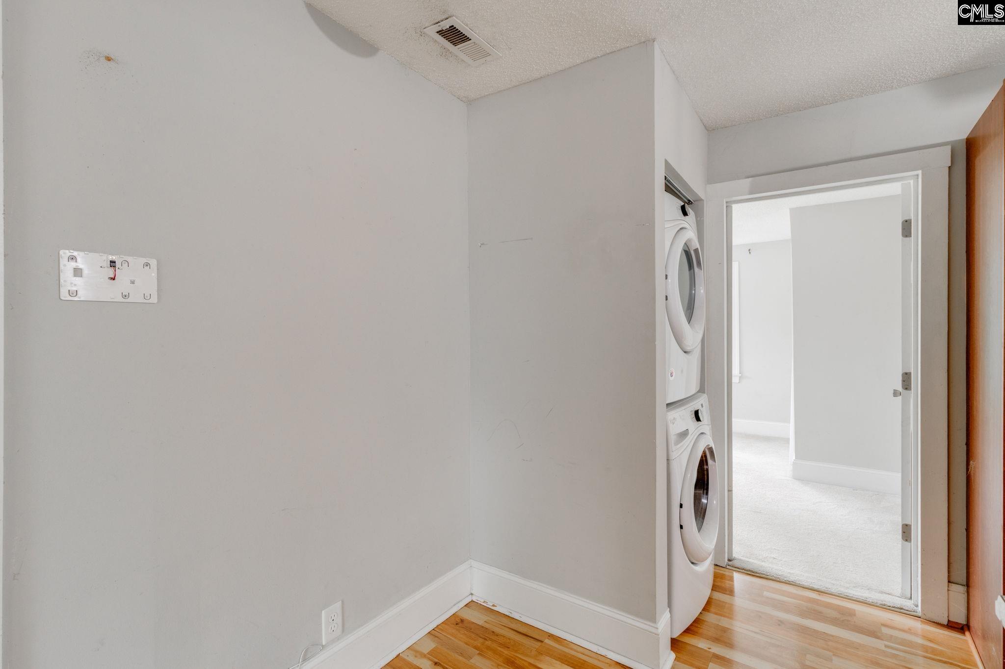 27 Rose Drive Columbia, SC 29205-4535
