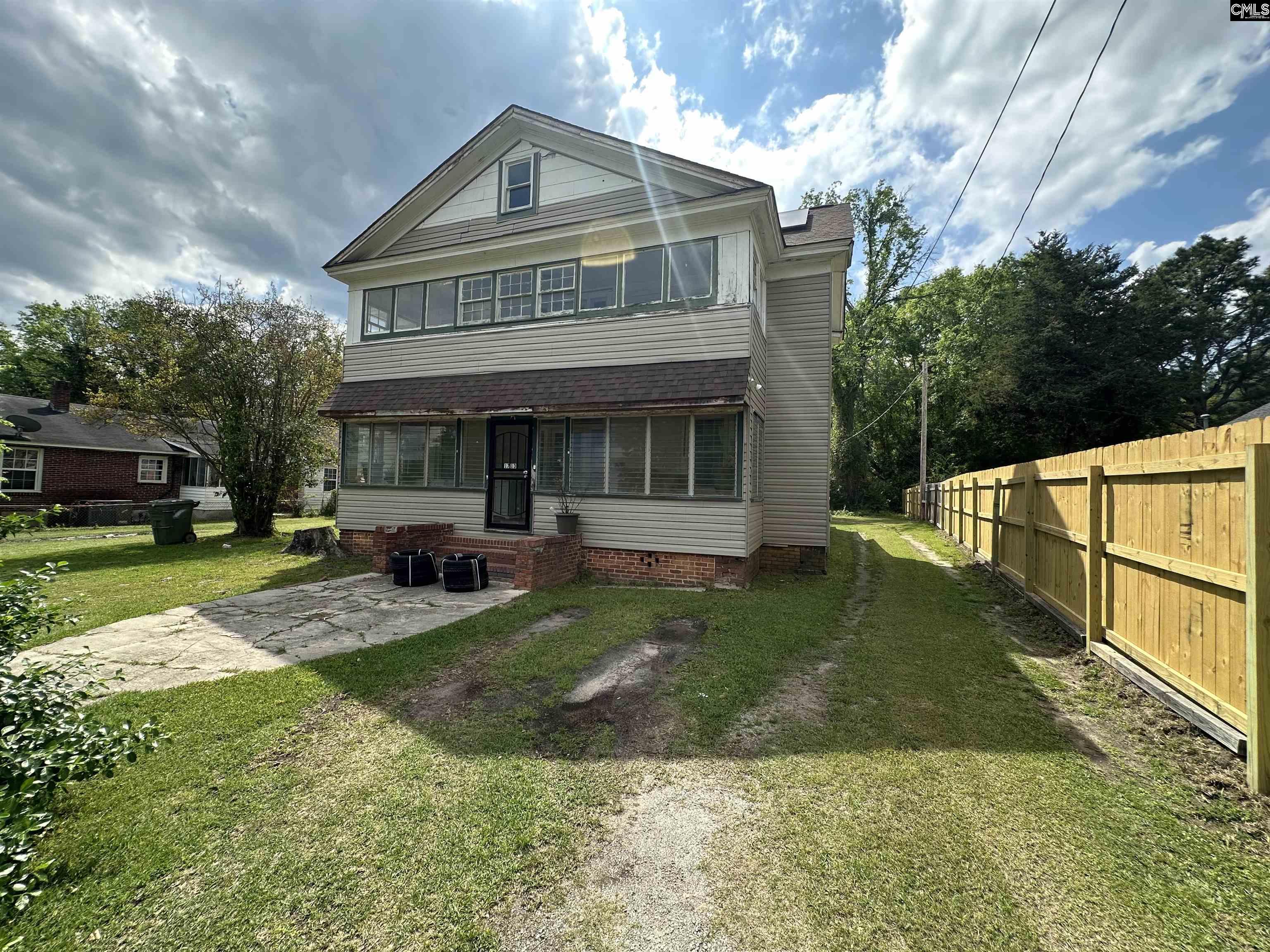 1713 Garden Street Camden, SC 29020