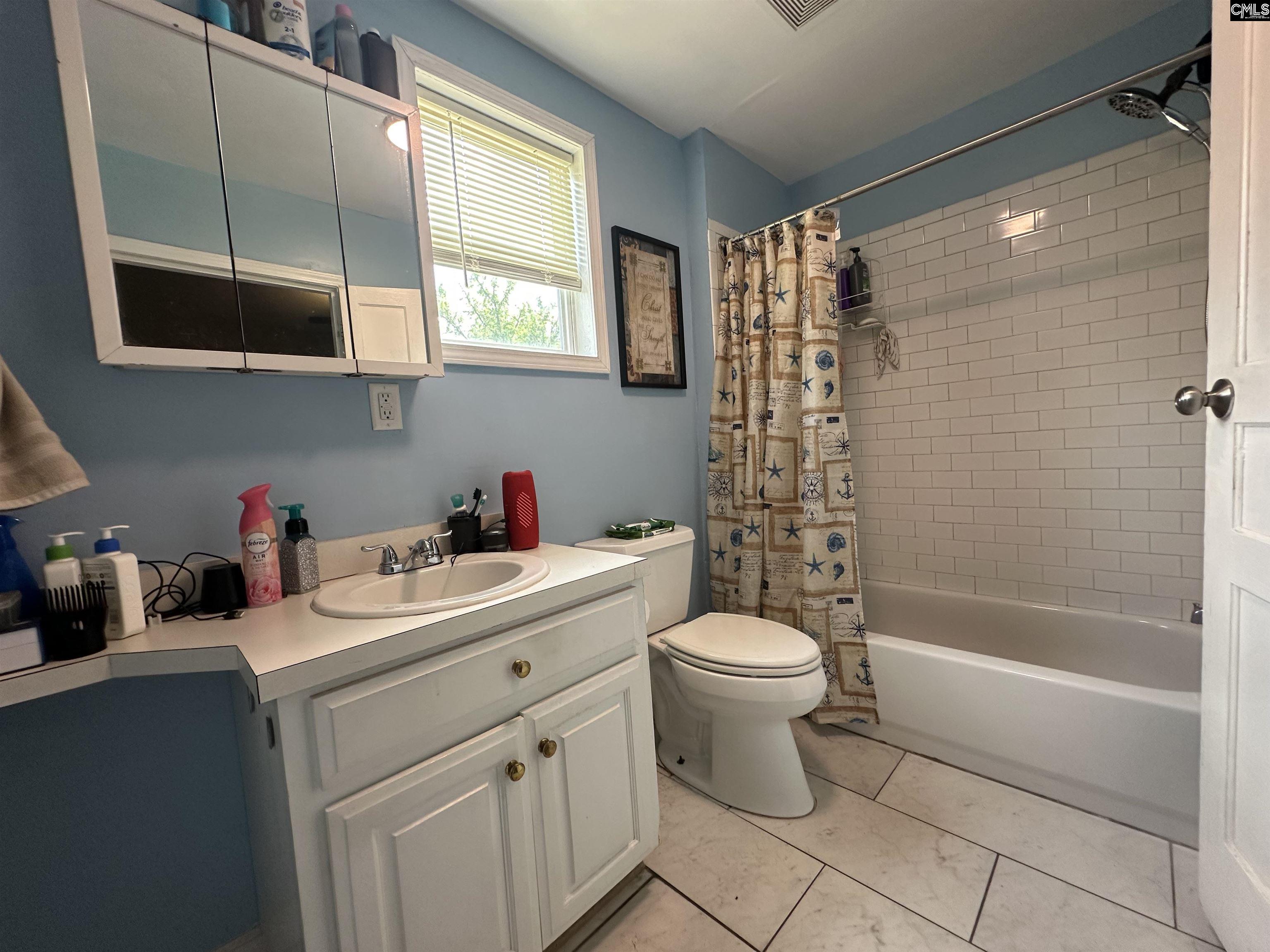1713 Garden Street Camden, SC 29020