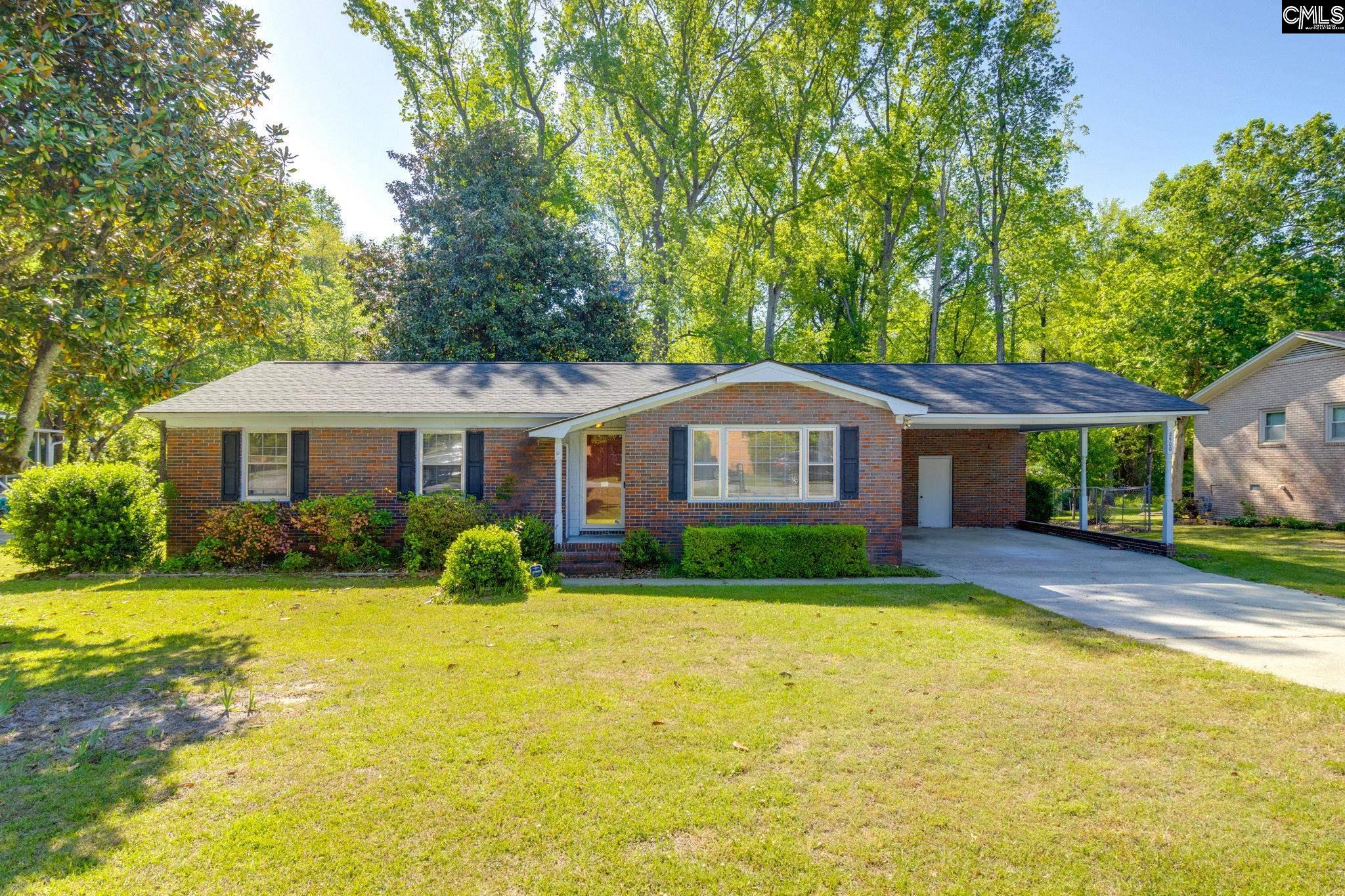 2500 S Whitestone Drive, Florence, South Carolina image 1